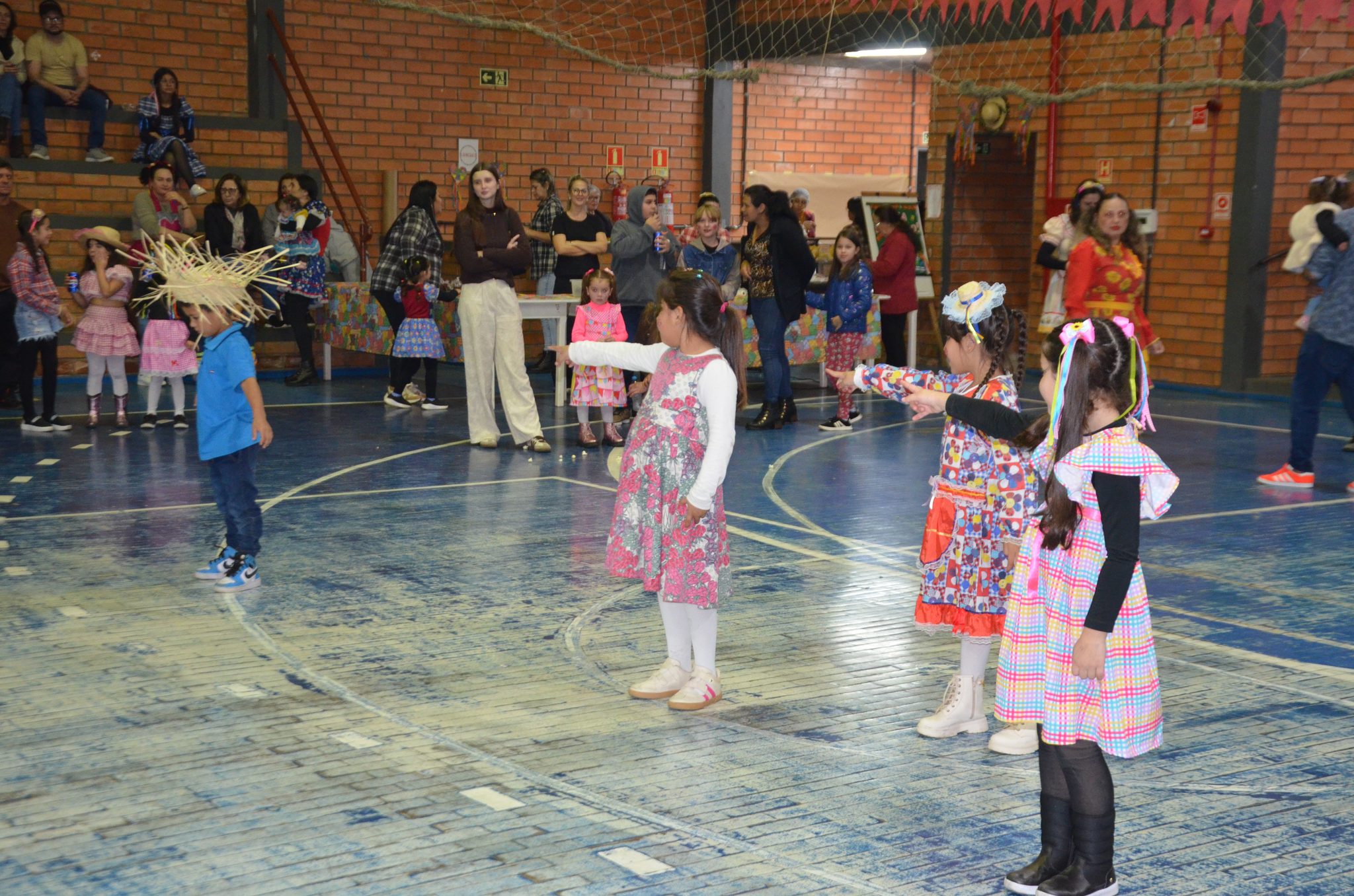 FW - Arraiá da Escola Irmã Odila Lehnen