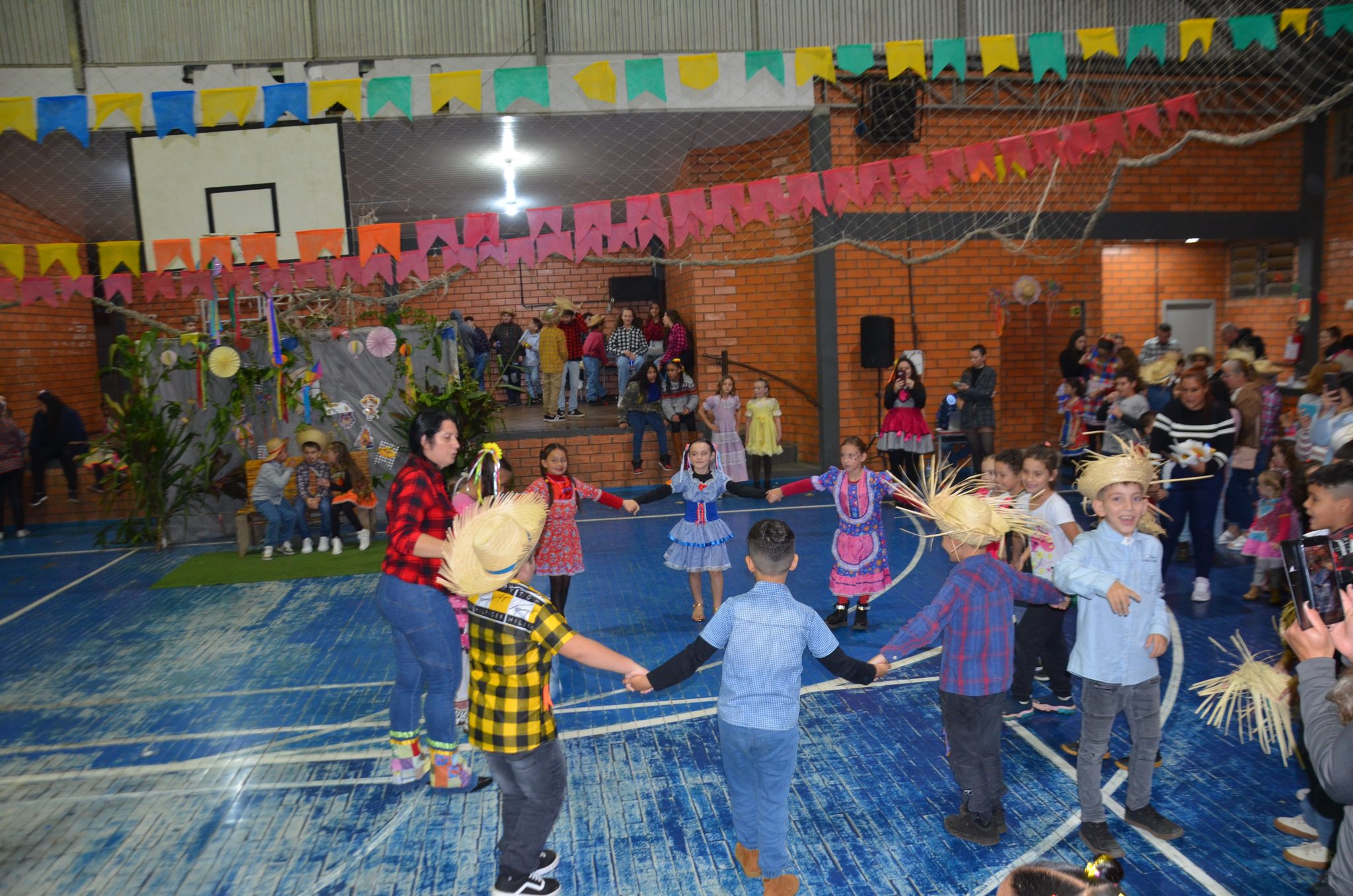 FW - Arraiá da Escola Irmã Odila Lehnen