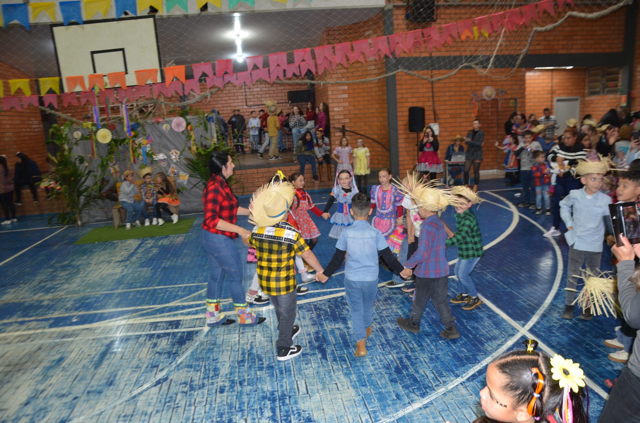 FW - Arraiá da Escola Irmã Odila Lehnen