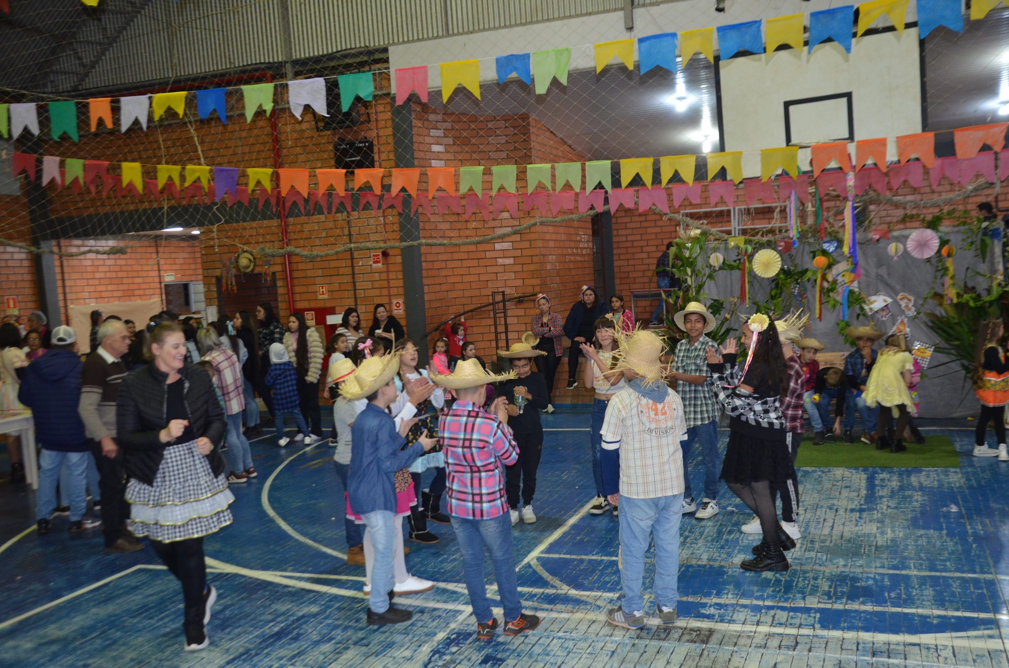 FW - Arraiá da Escola Irmã Odila Lehnen