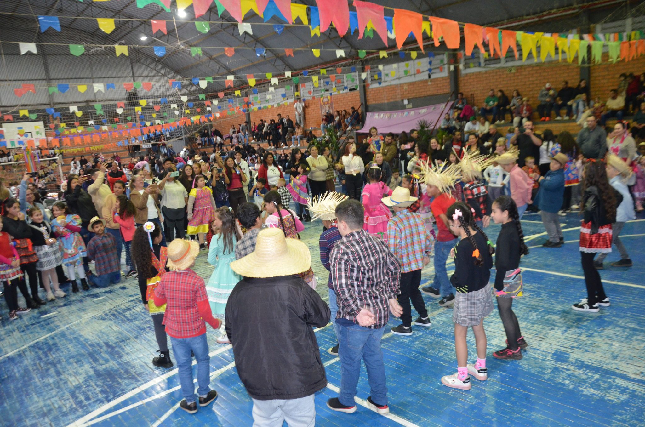 FW - Arraiá da Escola Irmã Odila Lehnen