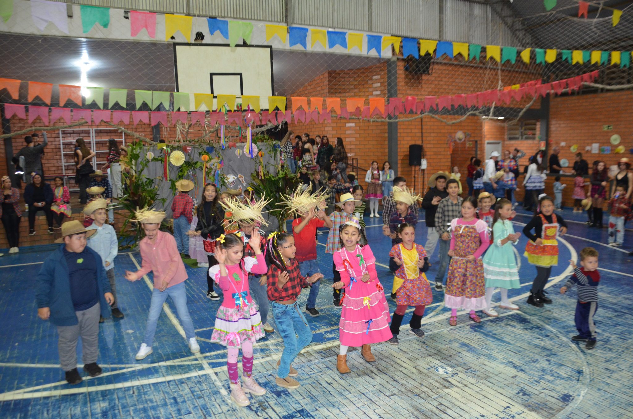 FW - Arraiá da Escola Irmã Odila Lehnen