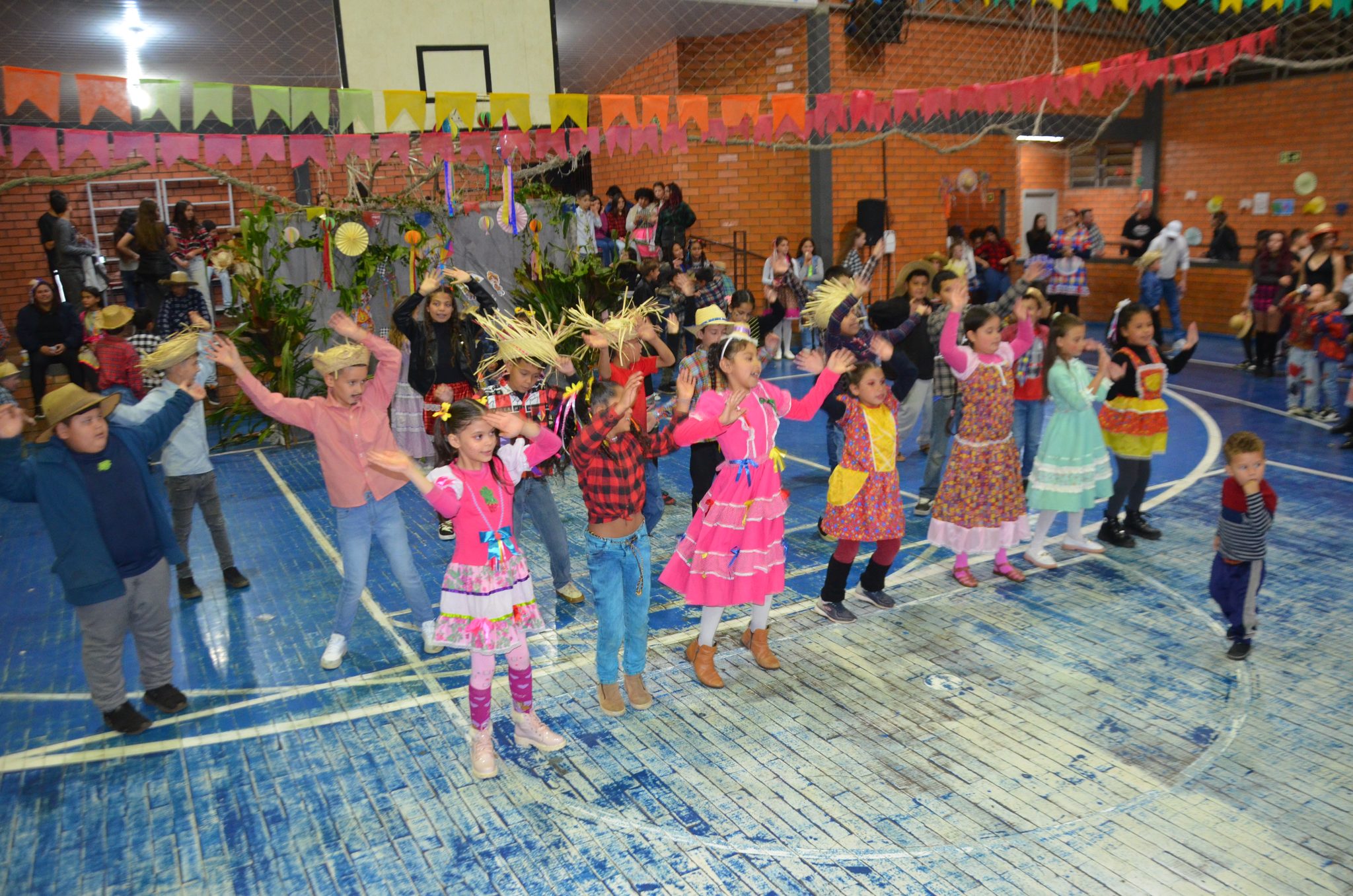 FW - Arraiá da Escola Irmã Odila Lehnen