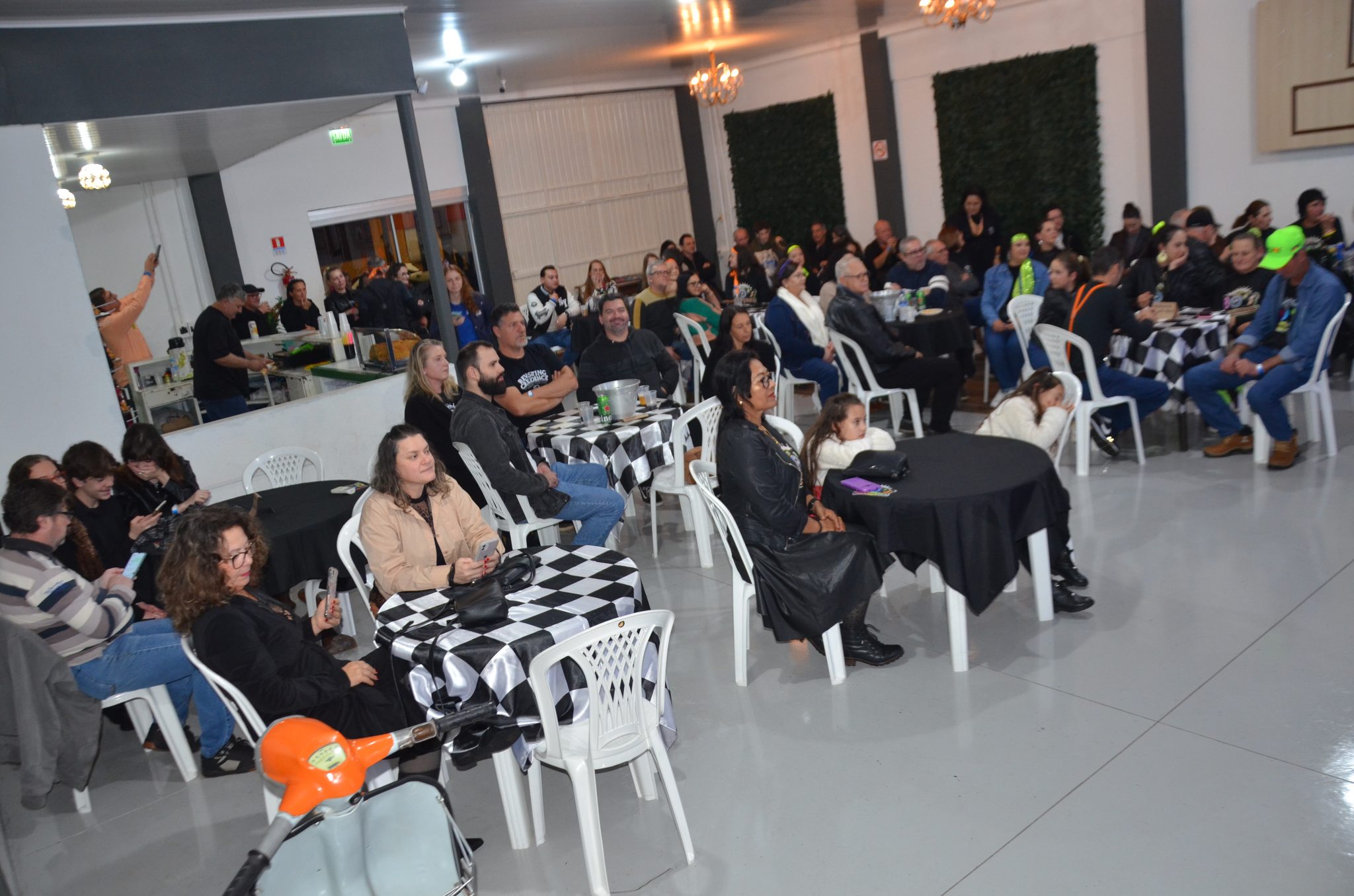 FW - Lançamento da 4ª edição do Baile Flashback Los 80