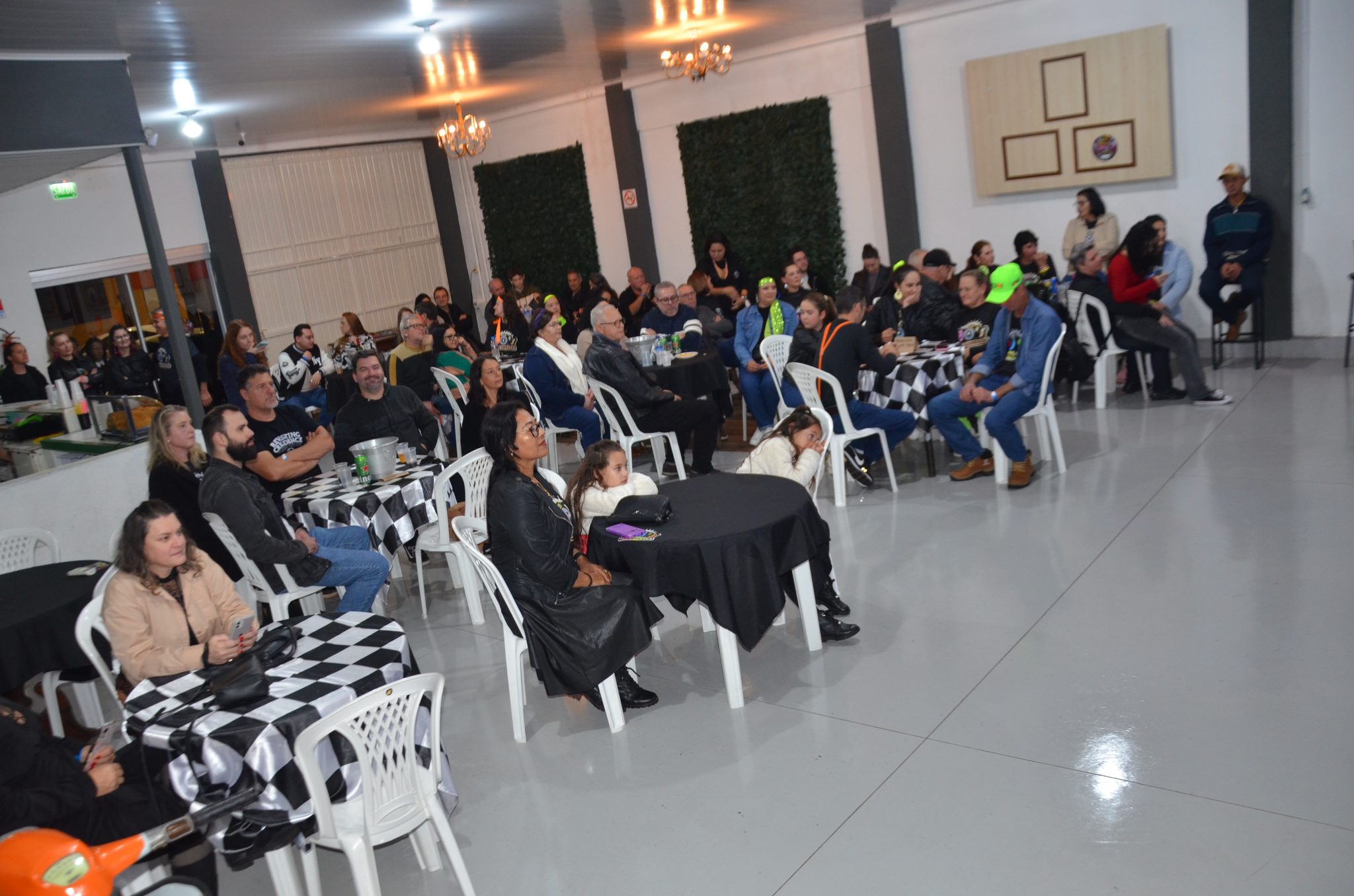 FW - Lançamento da 4ª edição do Baile Flashback Los 80
