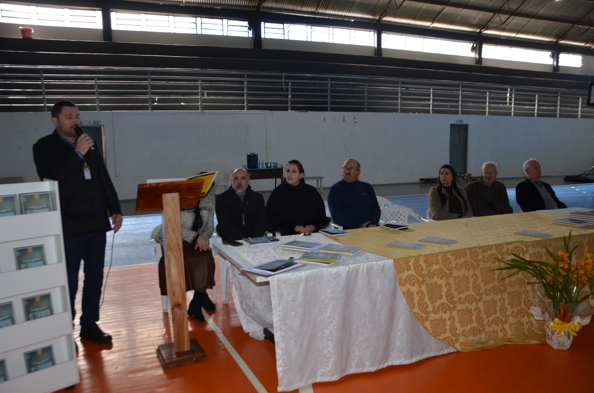 FW- Lançamento do livro “62 Anos da Escola Estadual Técnica José Cañellas – Um Gigante na Educação”