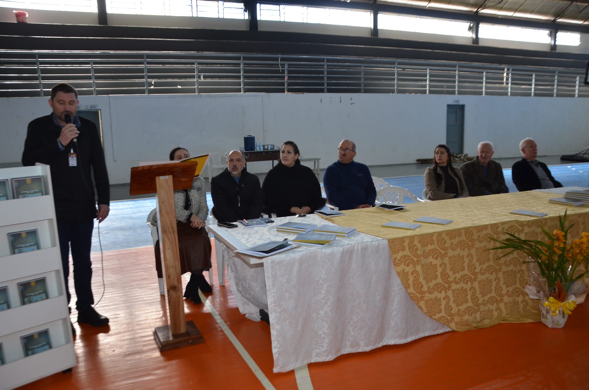 FW- Lançamento do livro “62 Anos da Escola Estadual Técnica José Cañellas – Um Gigante na Educação”