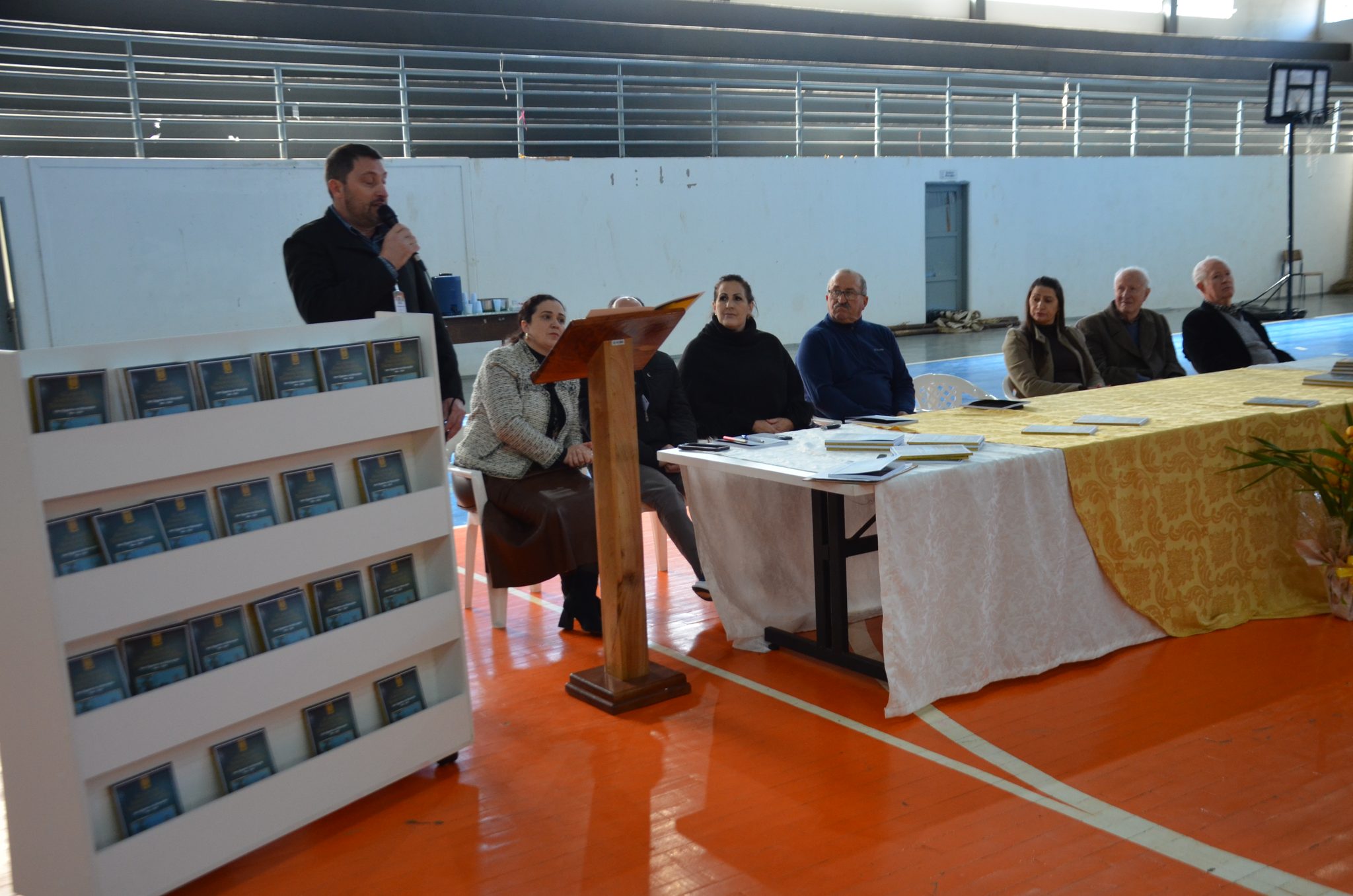 FW- Lançamento do livro “62 Anos da Escola Estadual Técnica José Cañellas – Um Gigante na Educação”