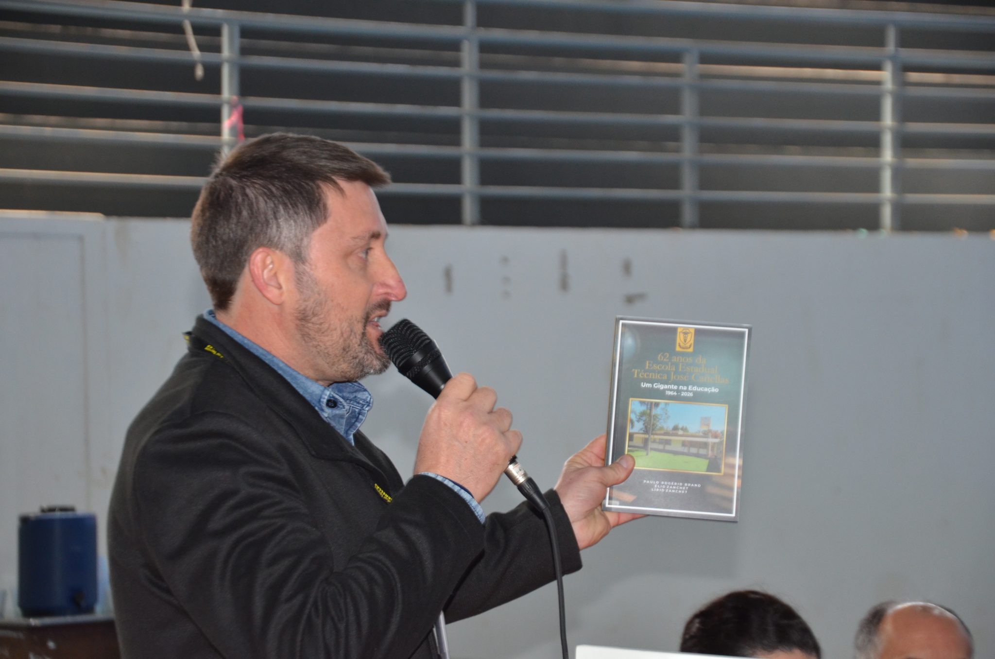 FW- Lançamento do livro “62 Anos da Escola Estadual Técnica José Cañellas – Um Gigante na Educação”