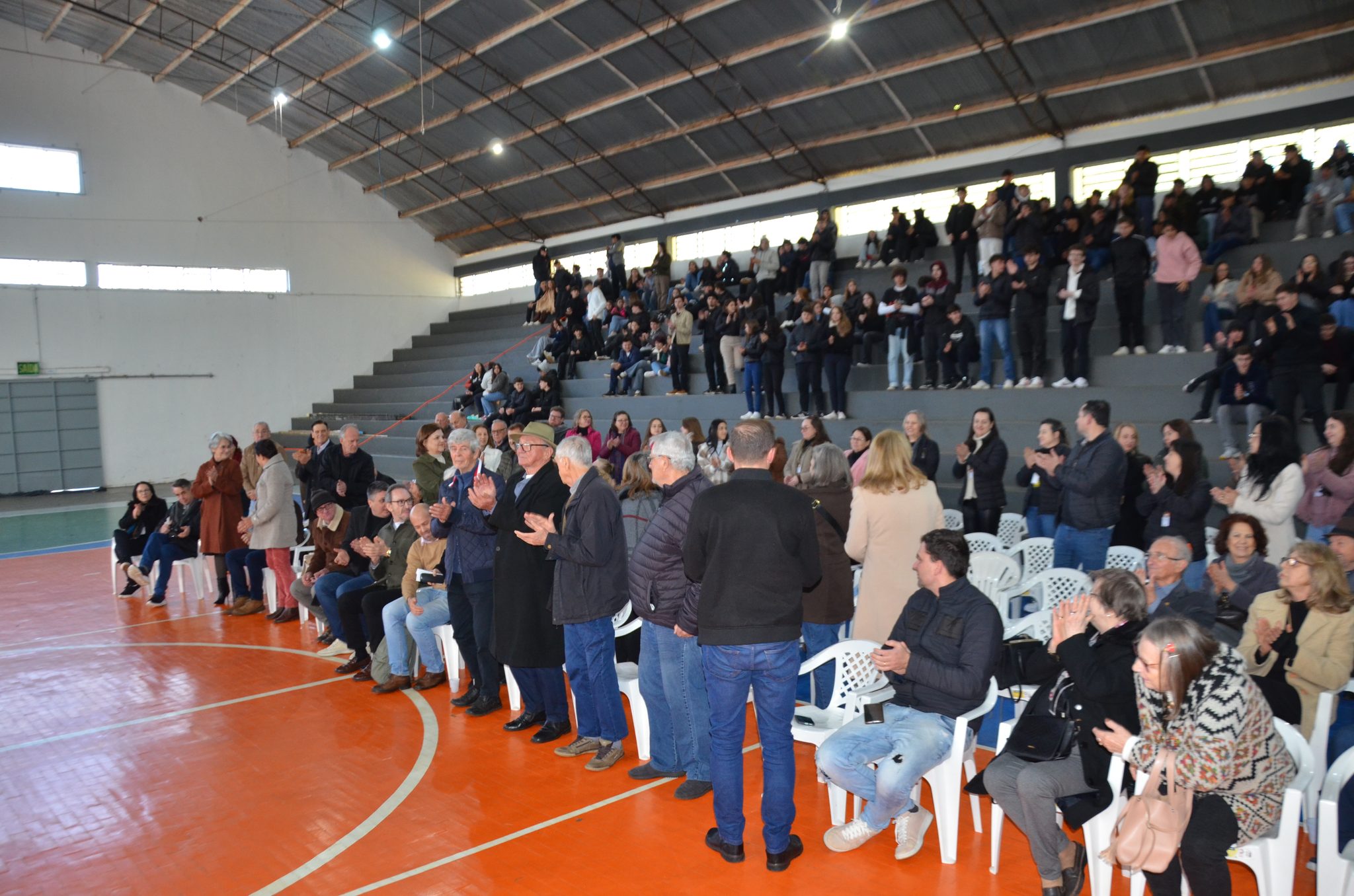 FW- Lançamento do livro “62 Anos da Escola Estadual Técnica José Cañellas – Um Gigante na Educação”