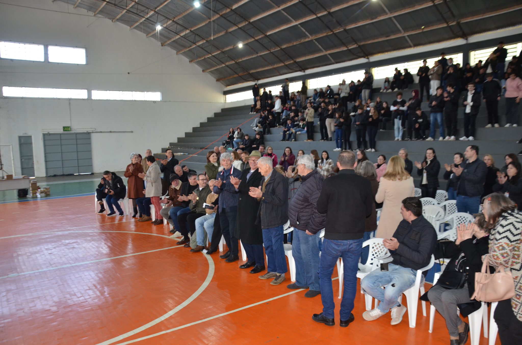 FW- Lançamento do livro “62 Anos da Escola Estadual Técnica José Cañellas – Um Gigante na Educação”