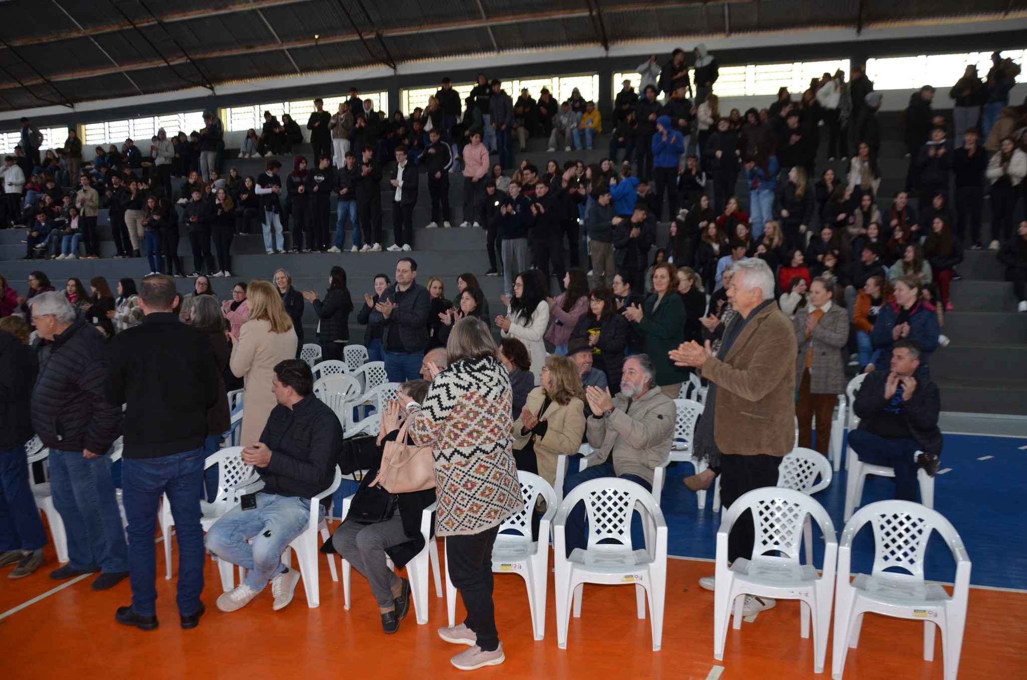 FW- Lançamento do livro “62 Anos da Escola Estadual Técnica José Cañellas – Um Gigante na Educação”