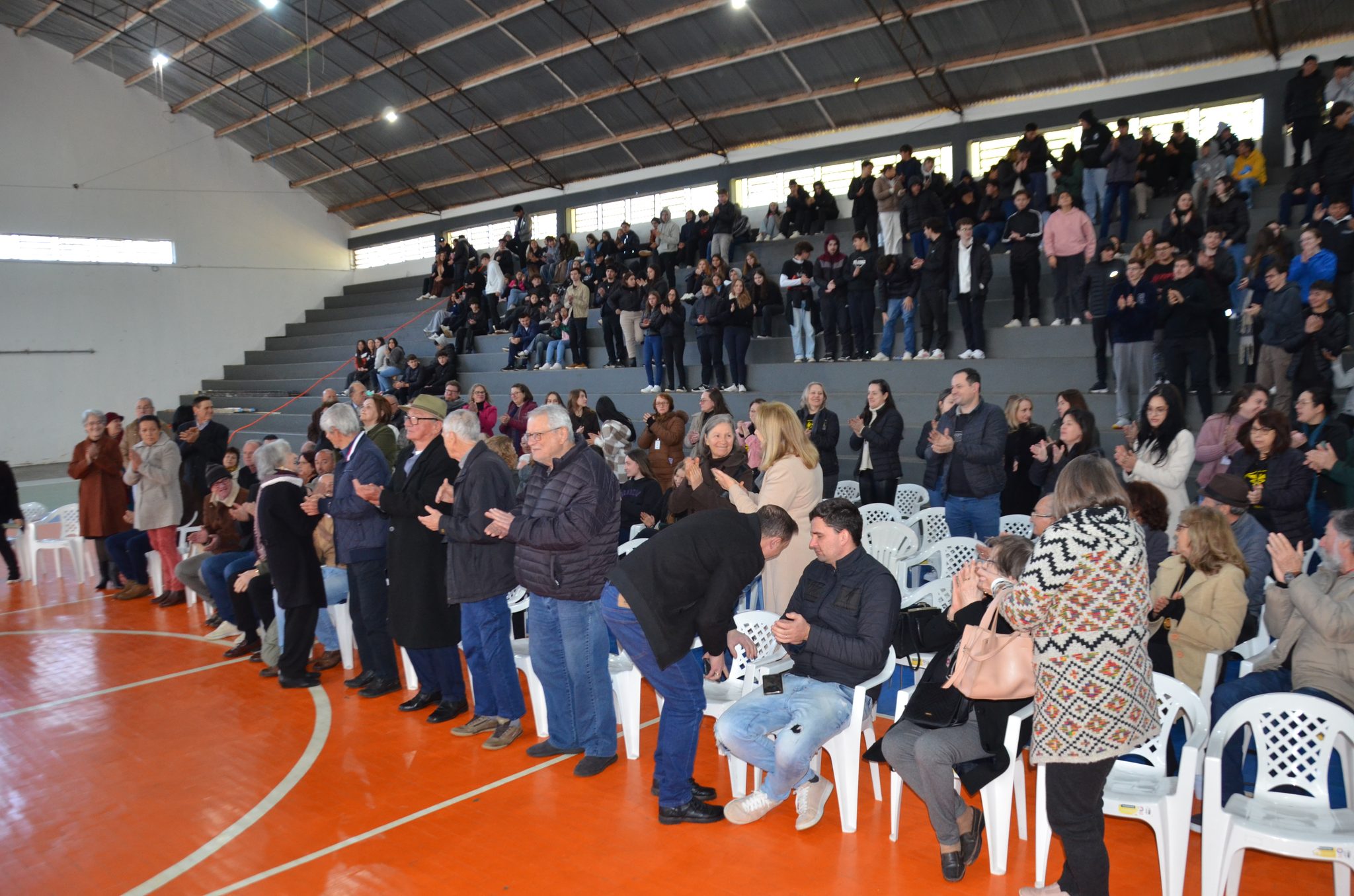 FW- Lançamento do livro “62 Anos da Escola Estadual Técnica José Cañellas – Um Gigante na Educação”