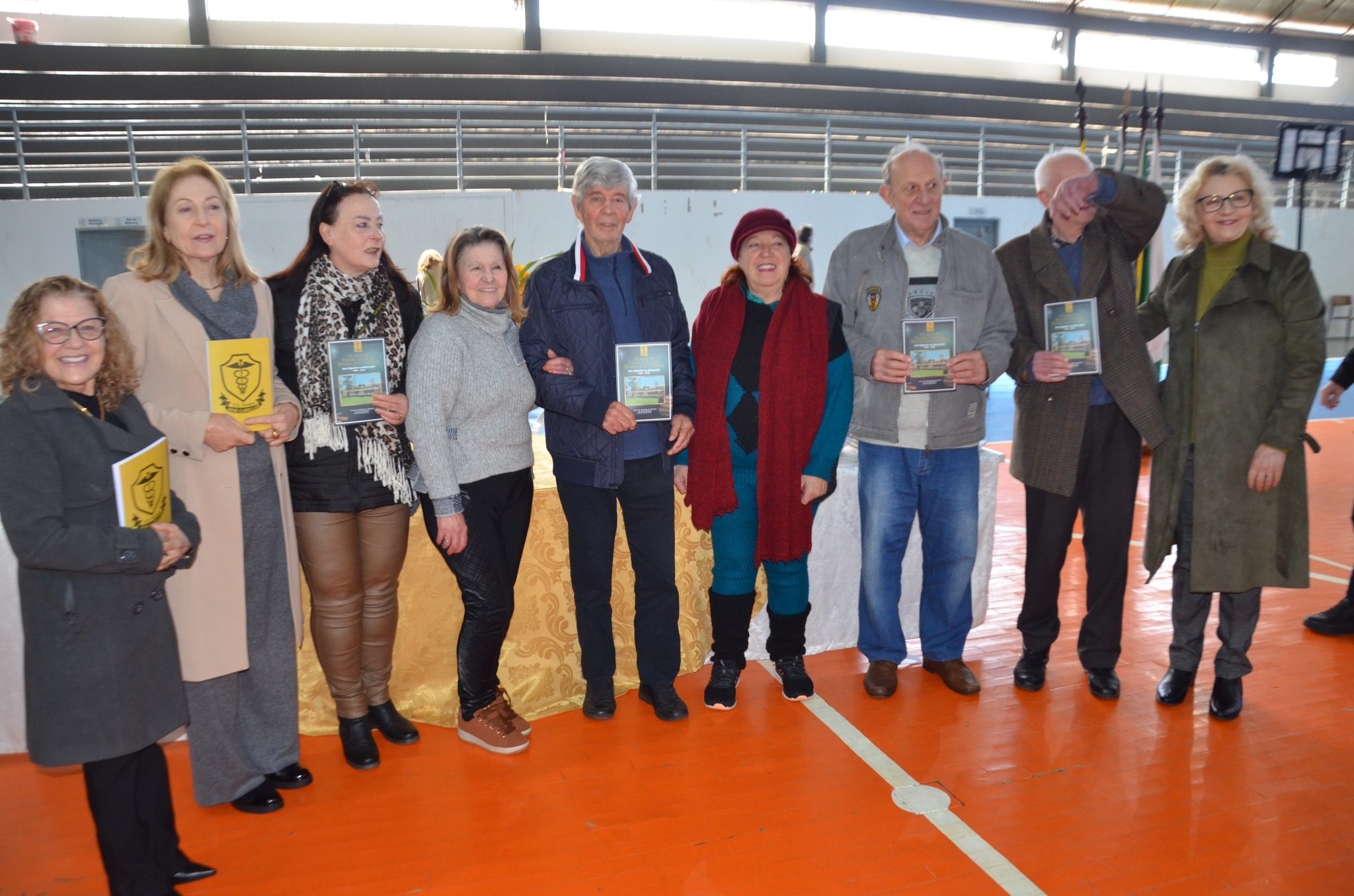 FW- Lançamento do livro “62 Anos da Escola Estadual Técnica José Cañellas – Um Gigante na Educação”