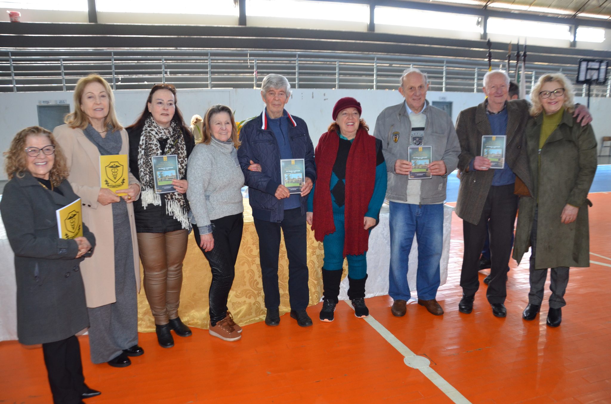 FW- Lançamento do livro “62 Anos da Escola Estadual Técnica José Cañellas – Um Gigante na Educação”