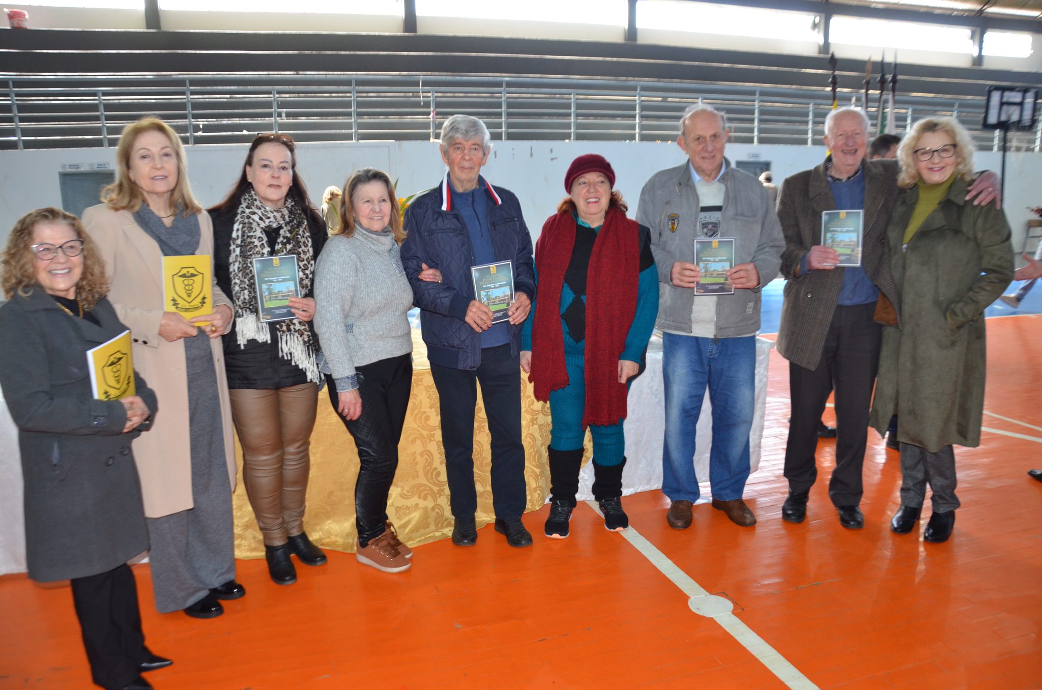 FW- Lançamento do livro “62 Anos da Escola Estadual Técnica José Cañellas – Um Gigante na Educação”