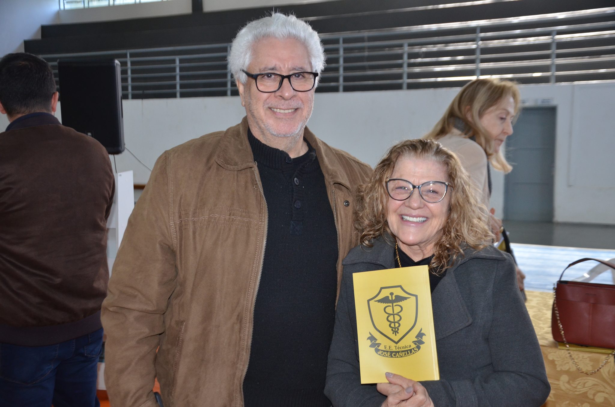 FW- Lançamento do livro “62 Anos da Escola Estadual Técnica José Cañellas – Um Gigante na Educação”