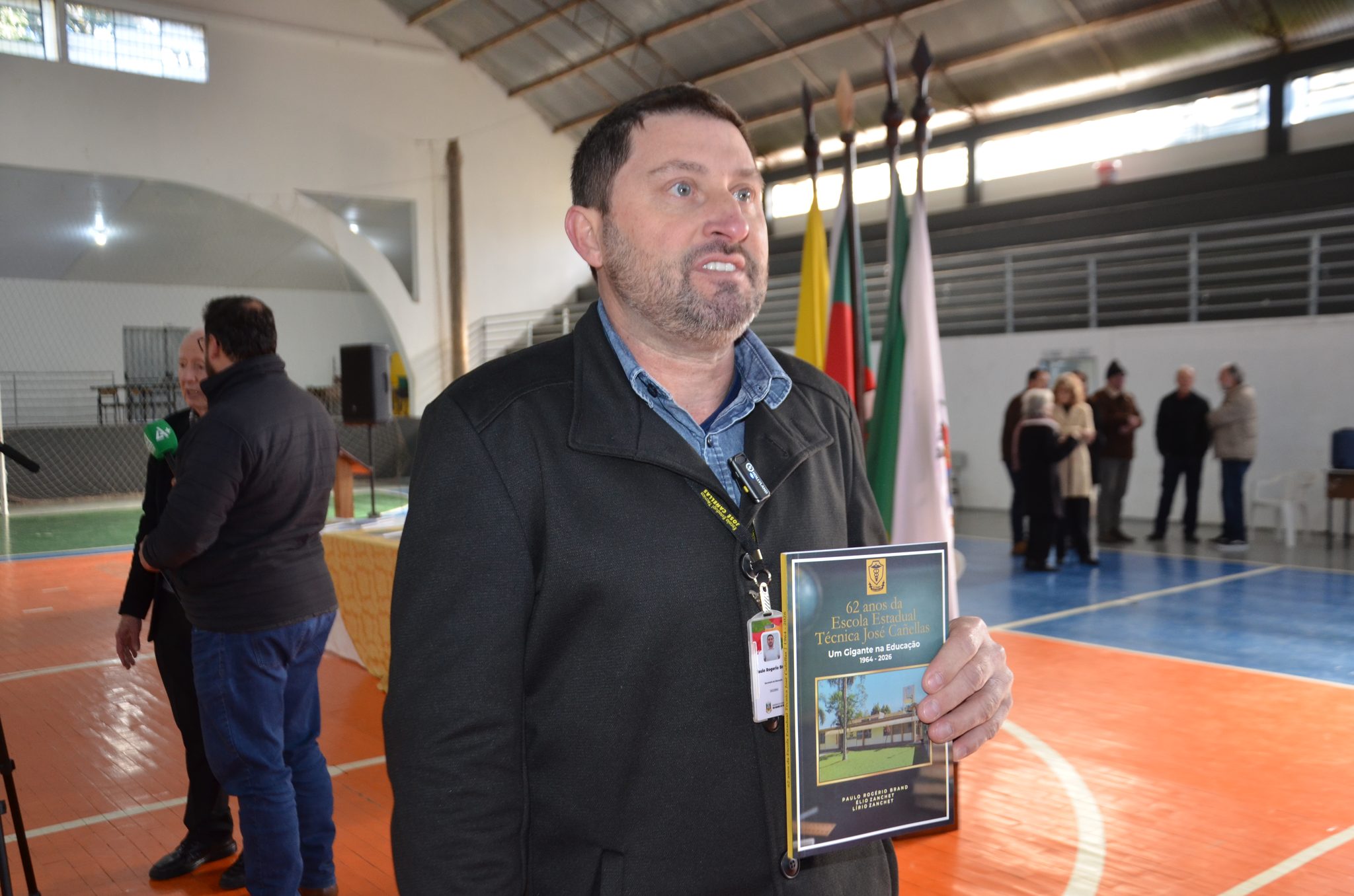 FW- Lançamento do livro “62 Anos da Escola Estadual Técnica José Cañellas – Um Gigante na Educação”