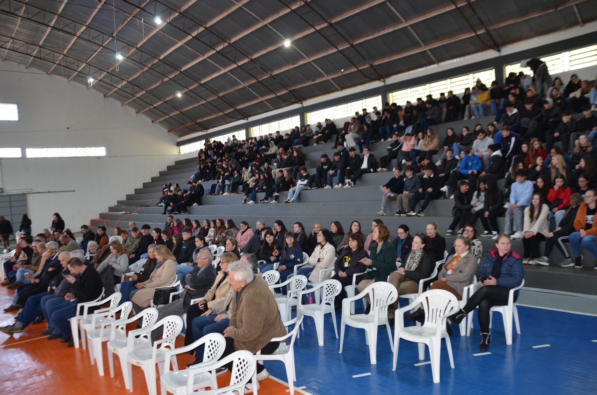 FW- Lançamento do livro “62 Anos da Escola Estadual Técnica José Cañellas – Um Gigante na Educação”