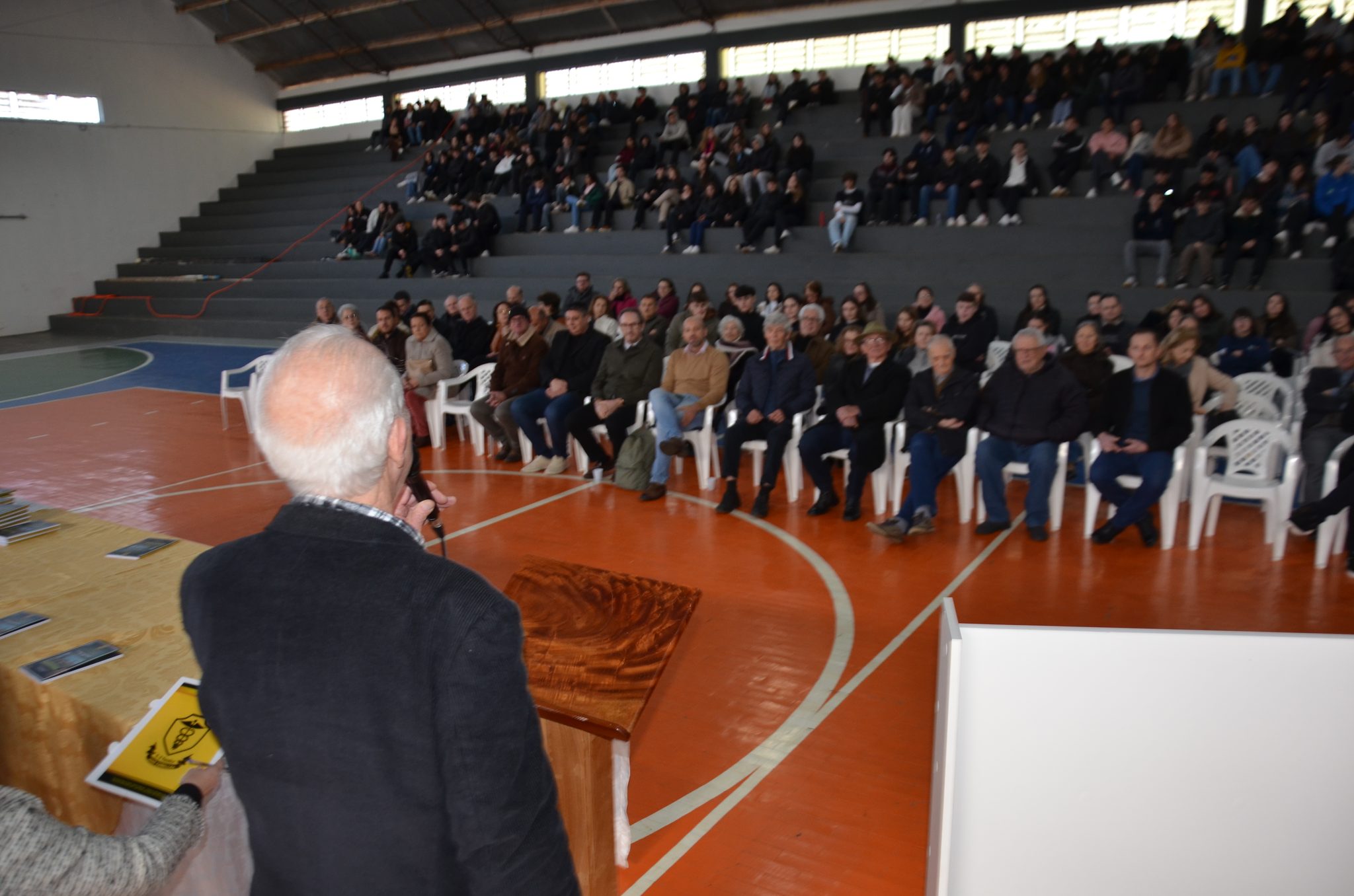FW- Lançamento do livro “62 Anos da Escola Estadual Técnica José Cañellas – Um Gigante na Educação”