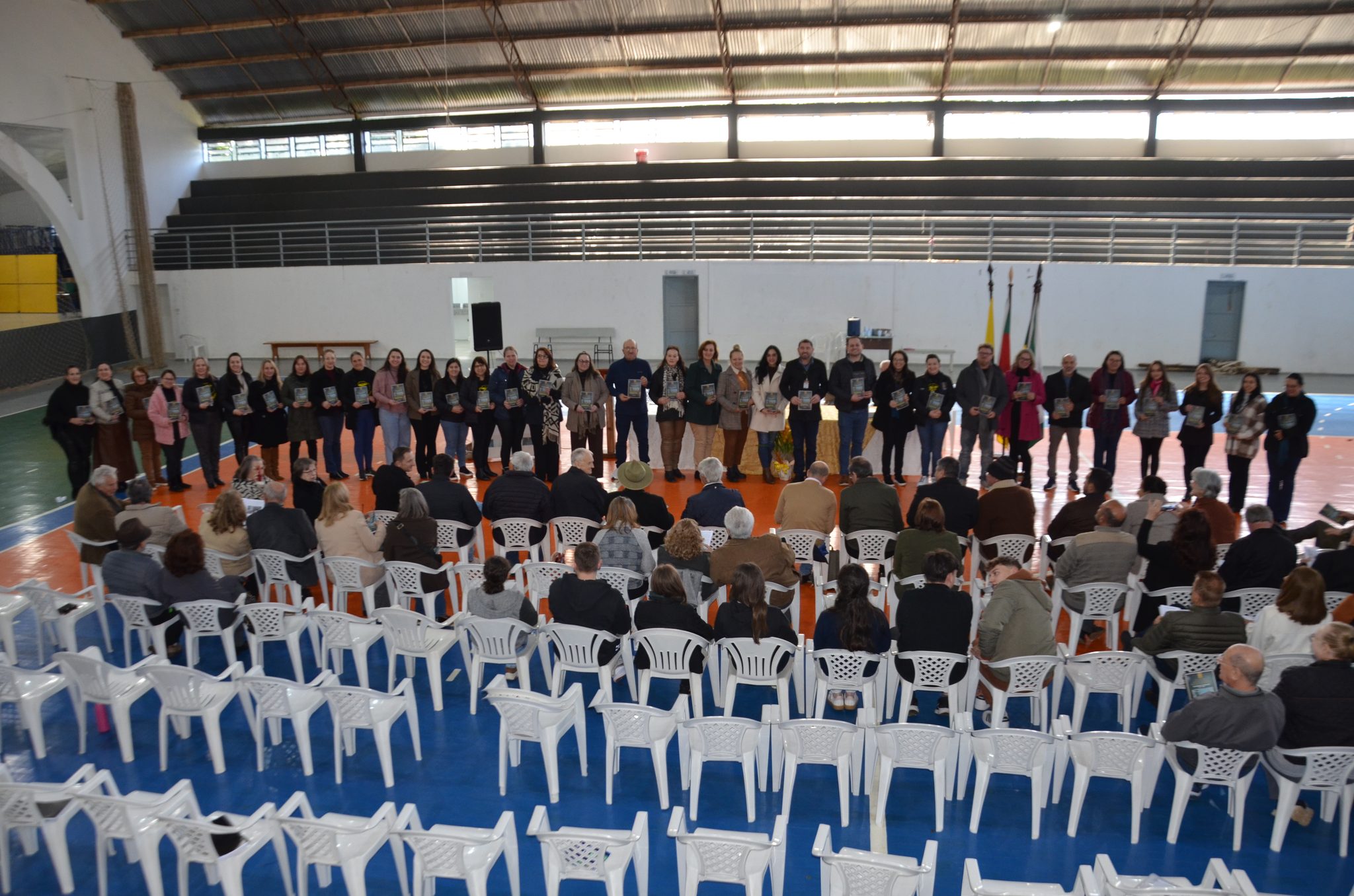 FW- Lançamento do livro “62 Anos da Escola Estadual Técnica José Cañellas – Um Gigante na Educação”