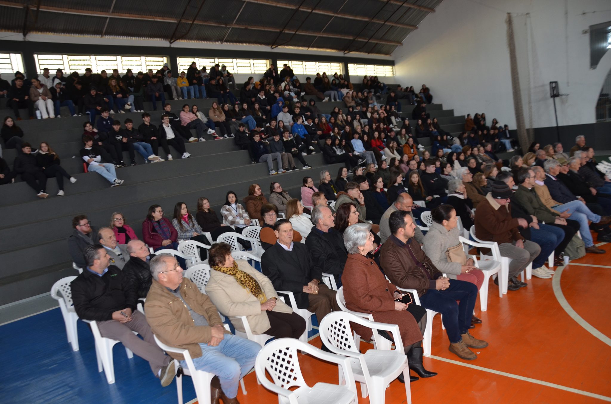 FW- Lançamento do livro “62 Anos da Escola Estadual Técnica José Cañellas – Um Gigante na Educação”