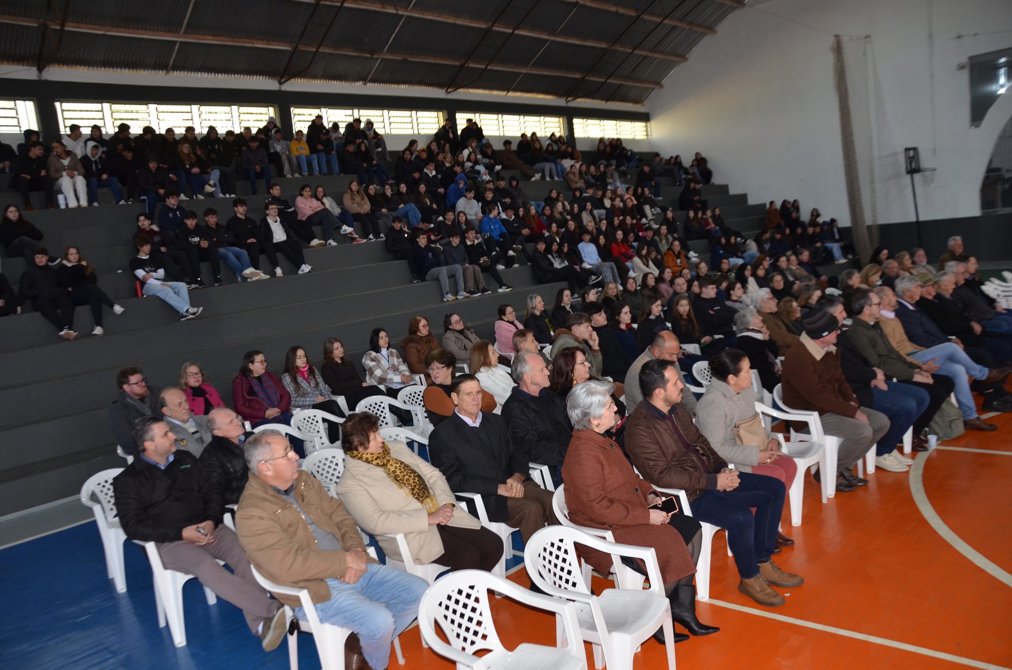 FW- Lançamento do livro “62 Anos da Escola Estadual Técnica José Cañellas – Um Gigante na Educação”