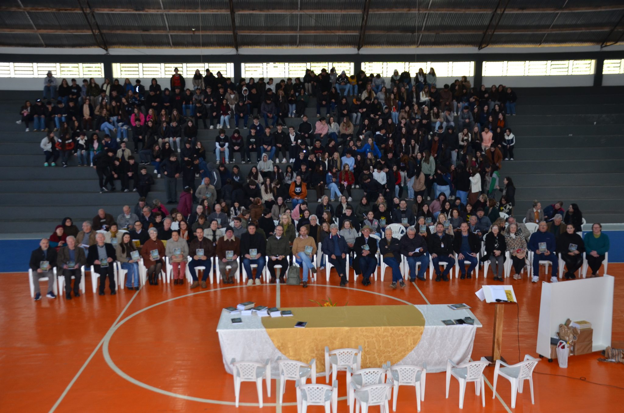 FW- Lançamento do livro “62 Anos da Escola Estadual Técnica José Cañellas – Um Gigante na Educação”