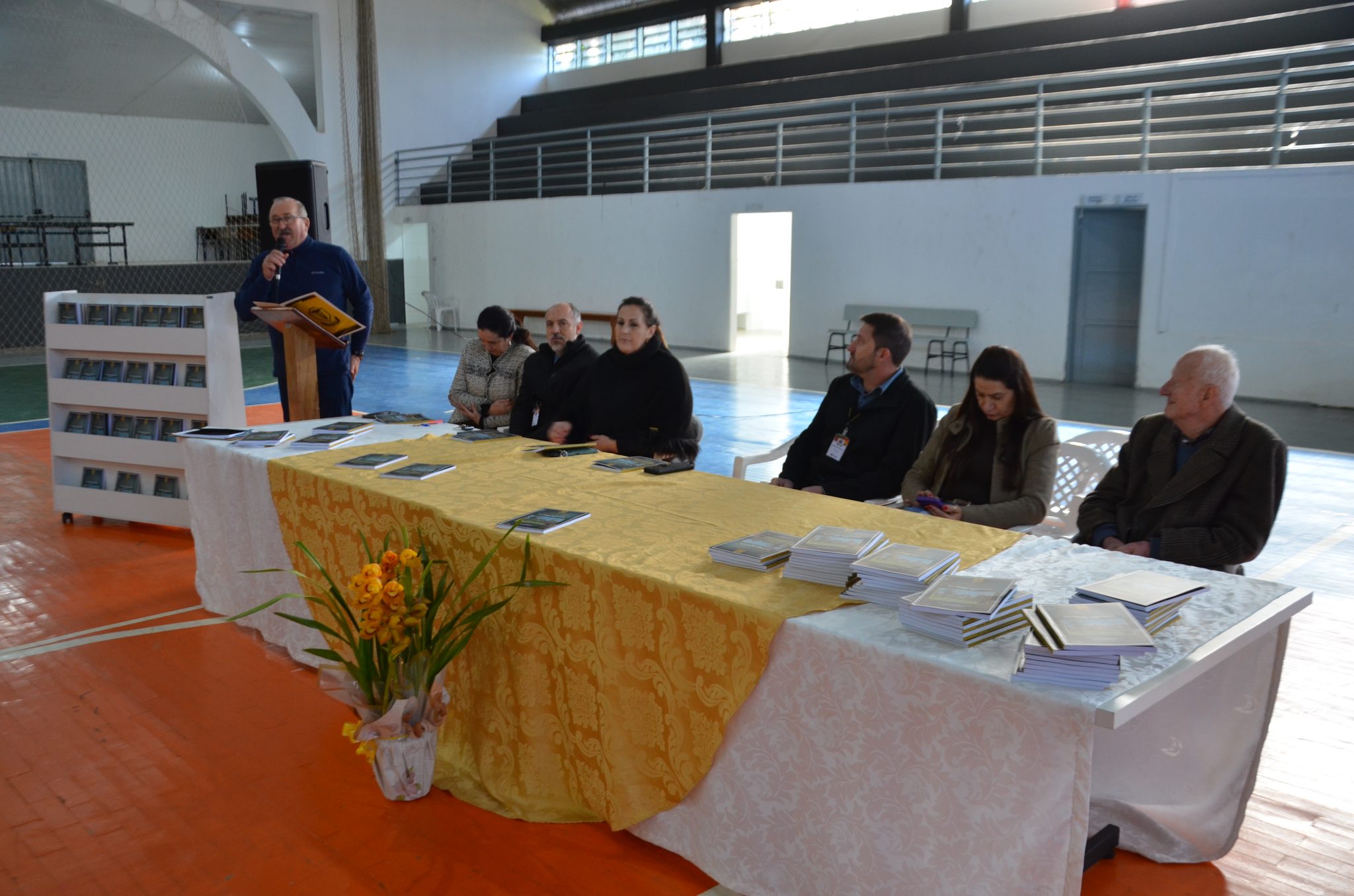 FW- Lançamento do livro “62 Anos da Escola Estadual Técnica José Cañellas – Um Gigante na Educação”