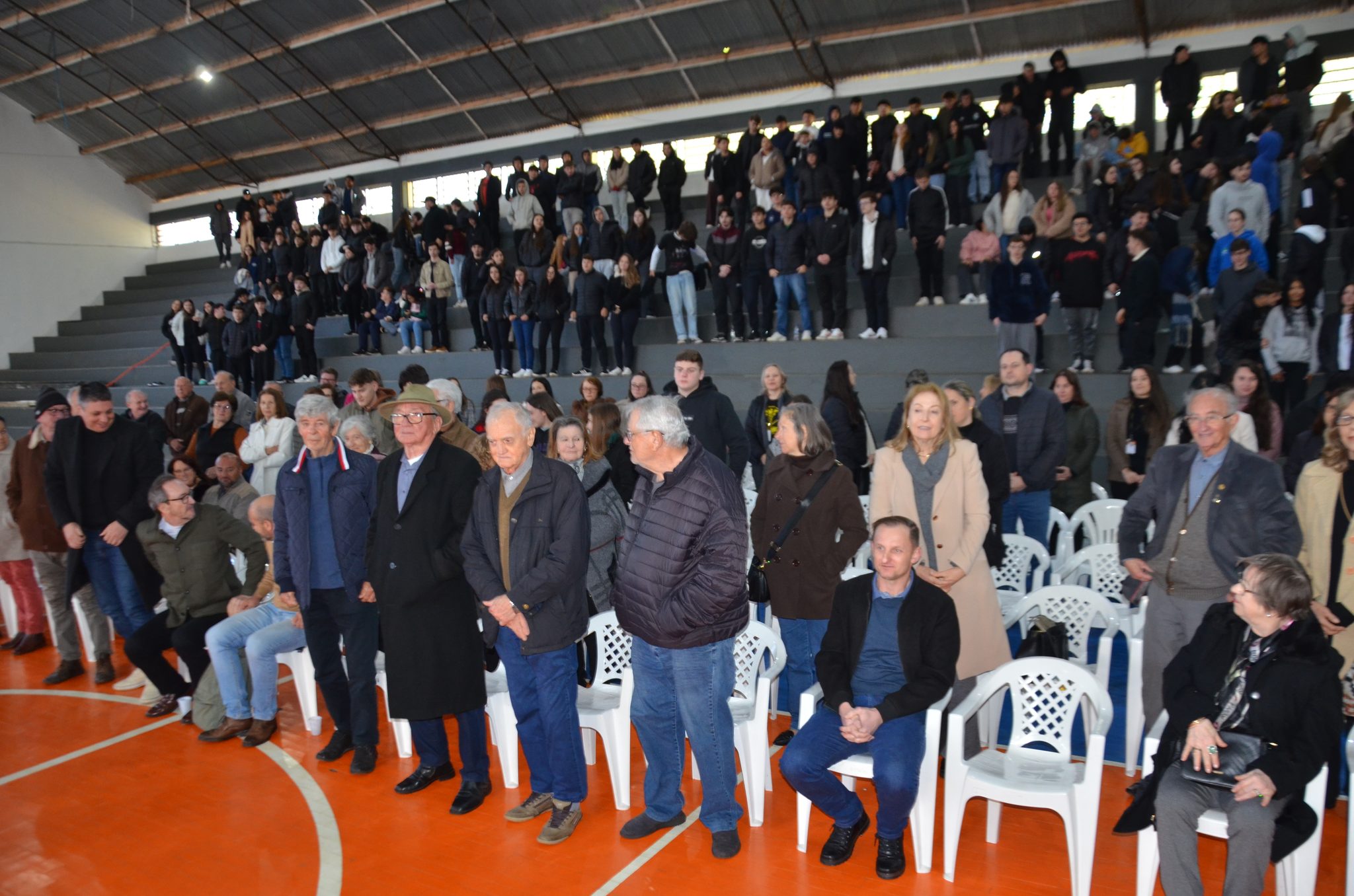 FW- Lançamento do livro “62 Anos da Escola Estadual Técnica José Cañellas – Um Gigante na Educação”