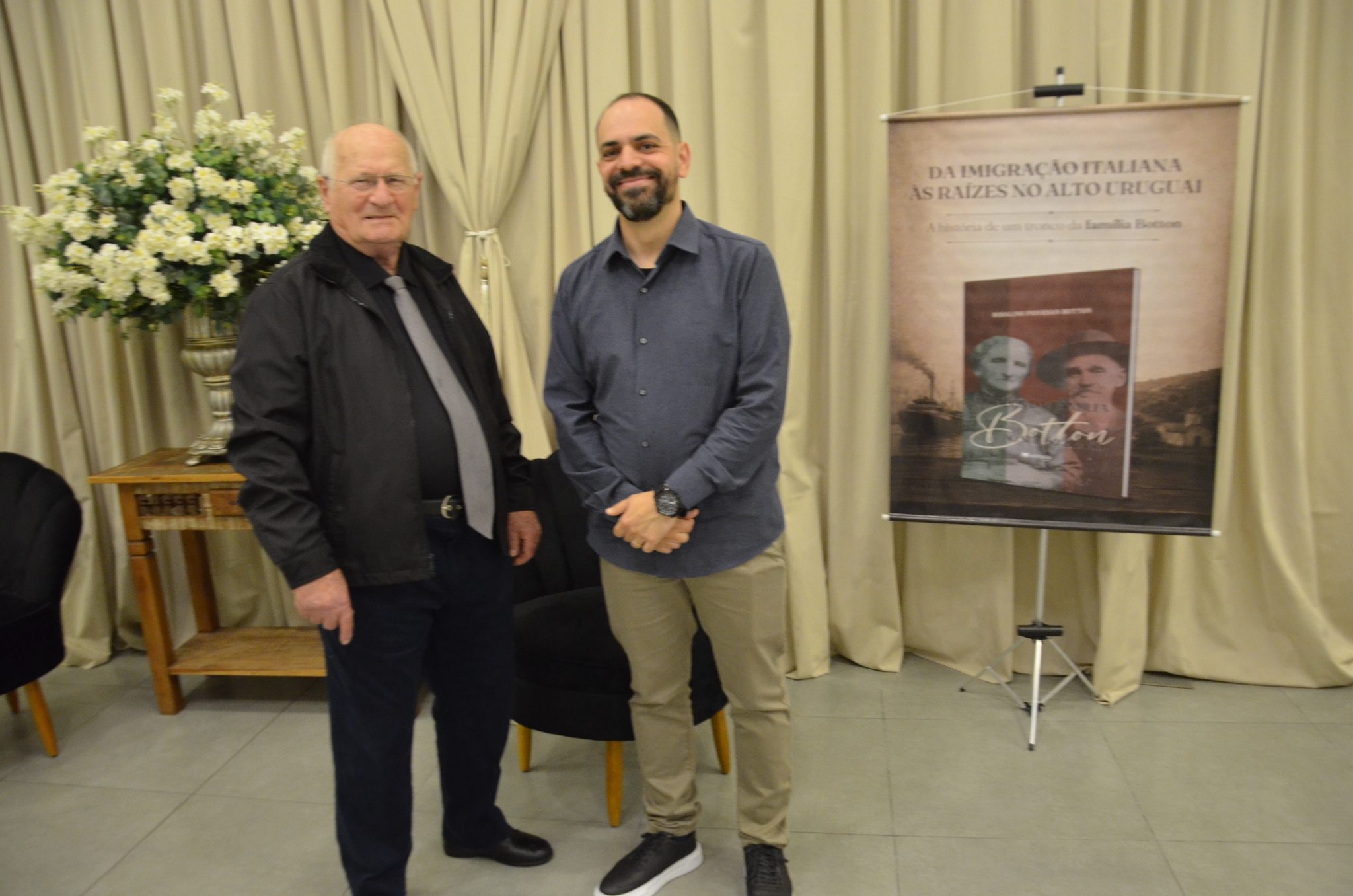 FW - Lançamento do Livro Troncos da Família Botton