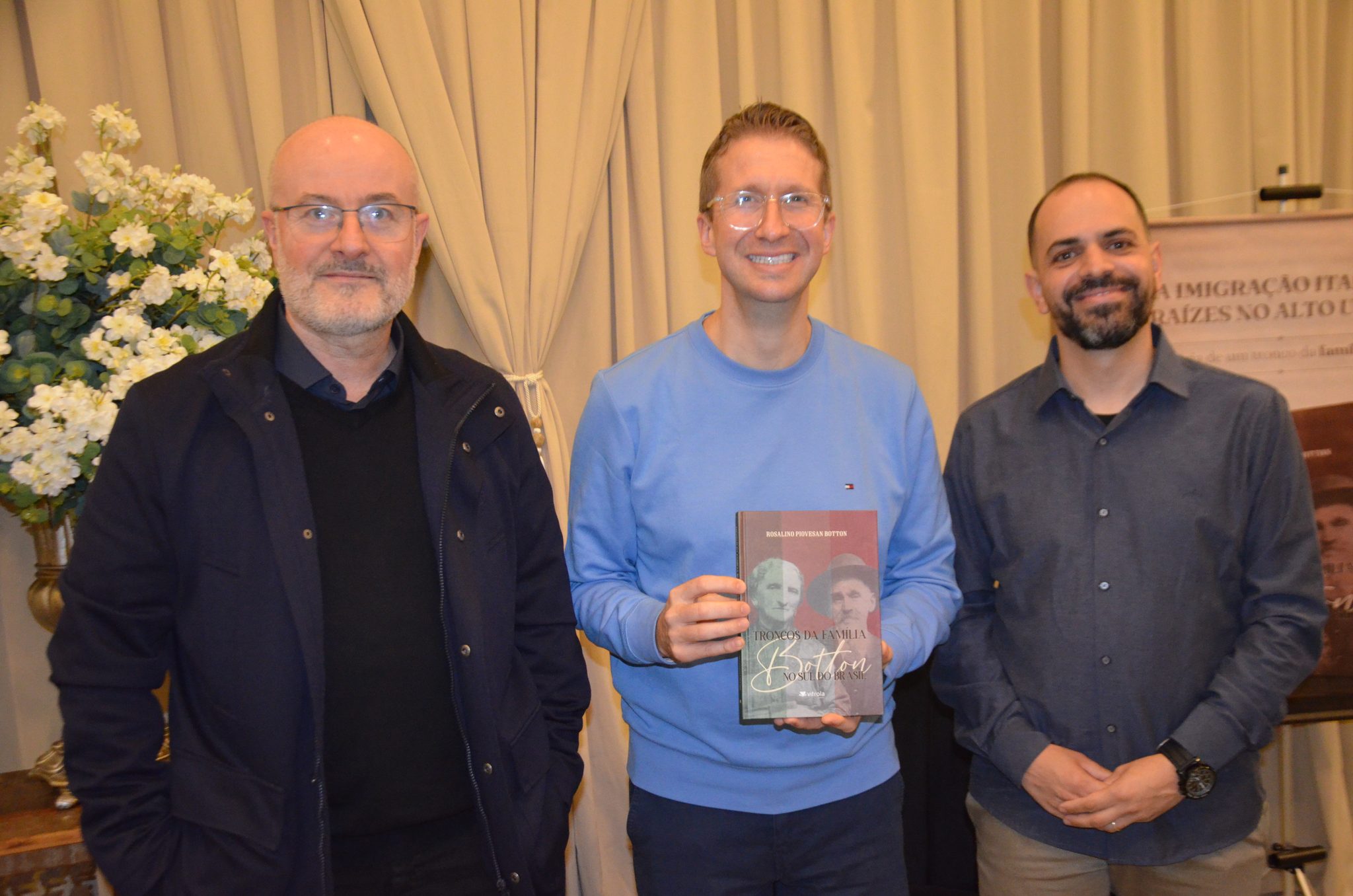 FW - Lançamento do Livro Troncos da Família Botton