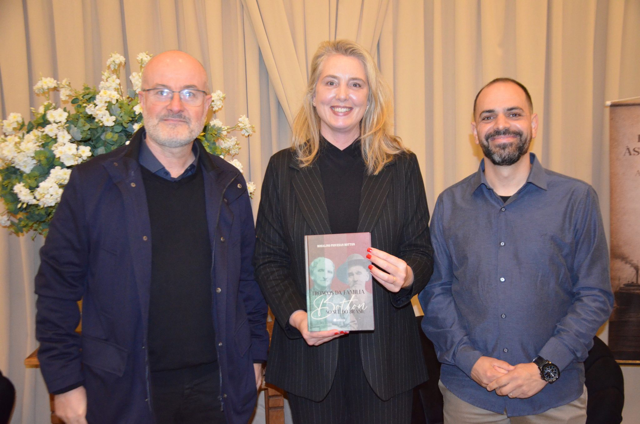 FW - Lançamento do Livro Troncos da Família Botton