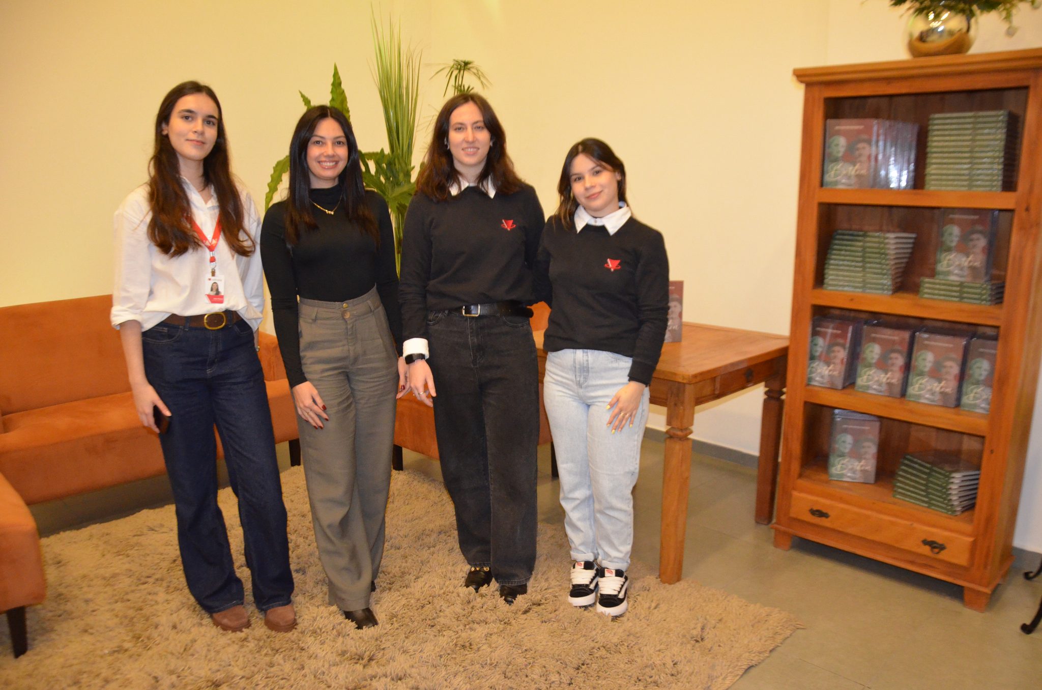 FW - Lançamento do Livro Troncos da Família Botton