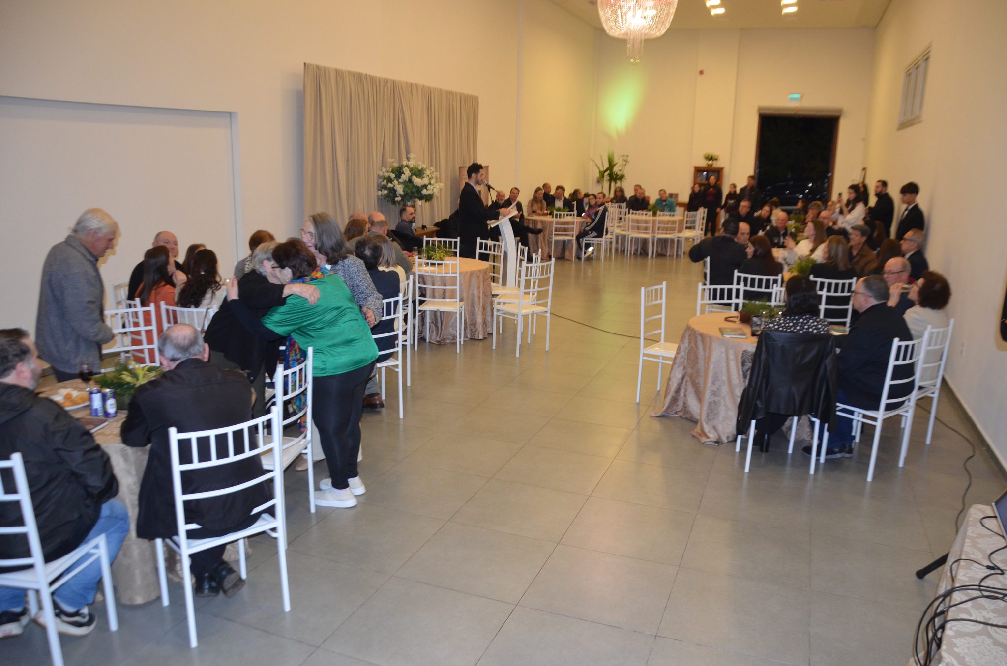 FW - Lançamento do Livro Troncos da Família Botton