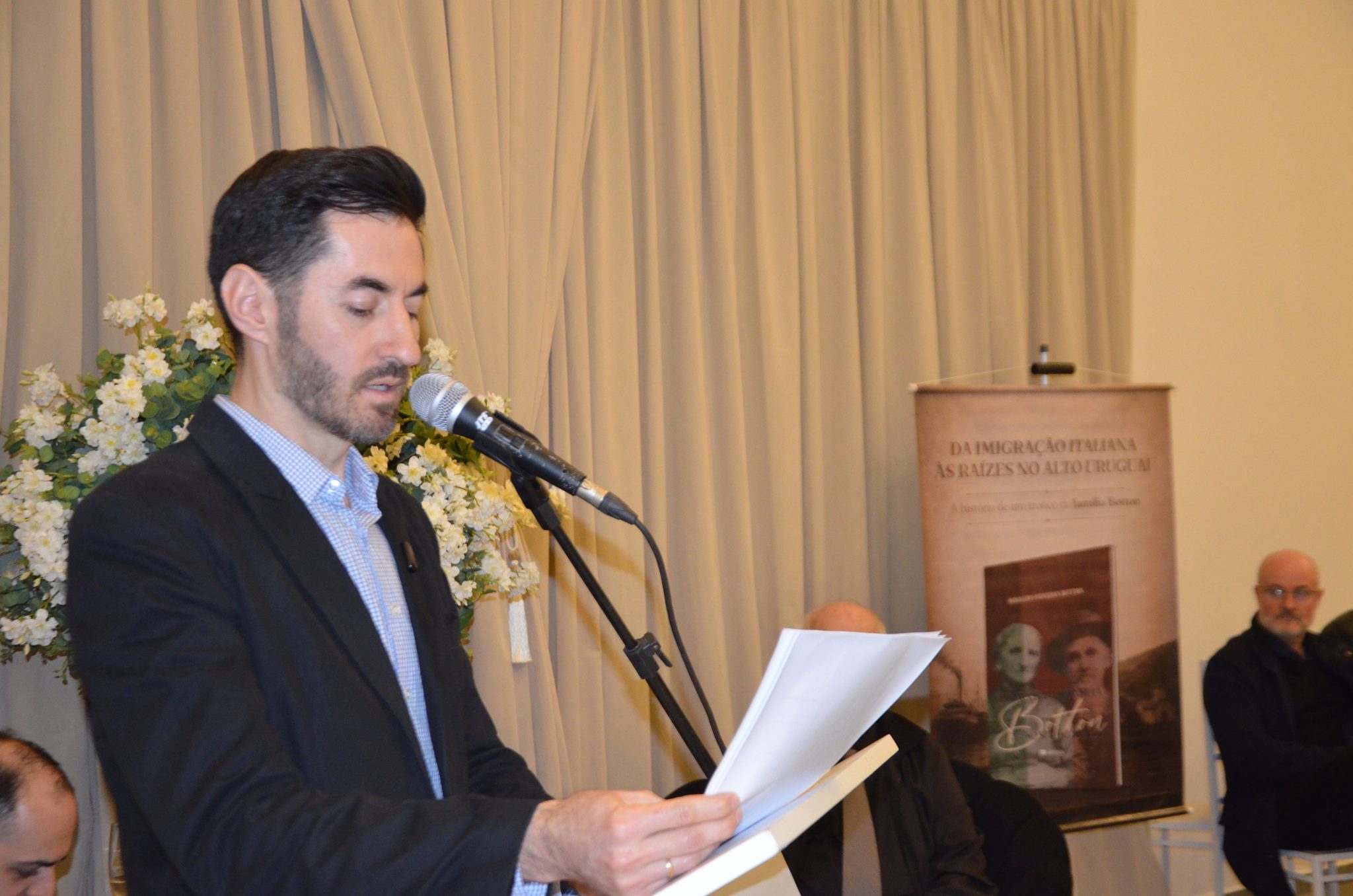 FW - Lançamento do Livro Troncos da Família Botton