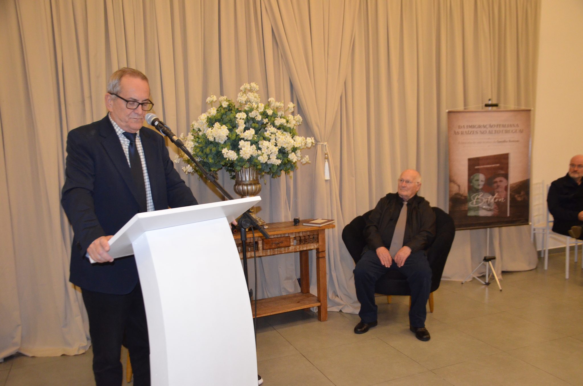 FW - Lançamento do Livro Troncos da Família Botton