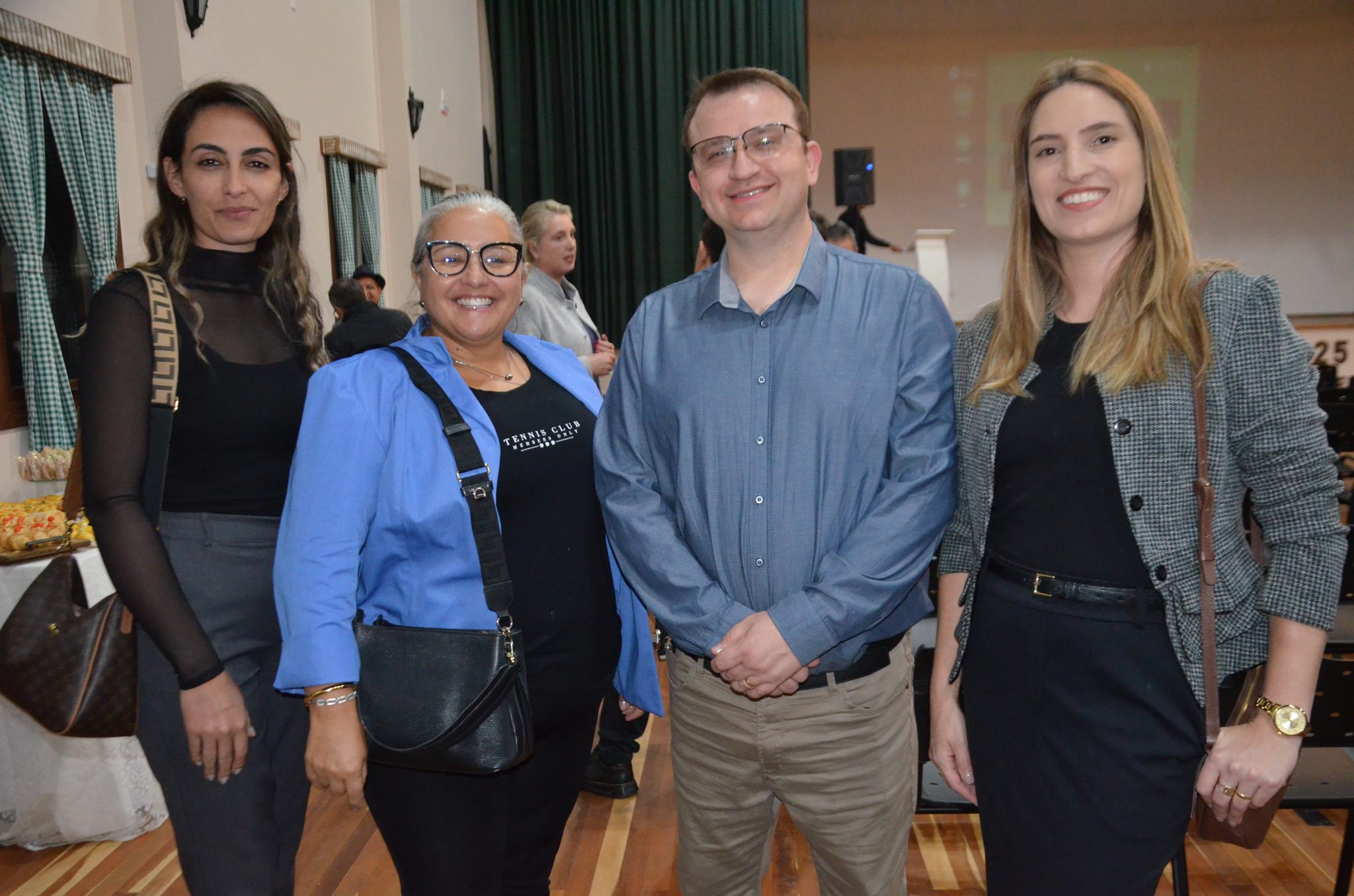 FW - Palestra da AEFW "Caminhos para o Desenvolvimento"