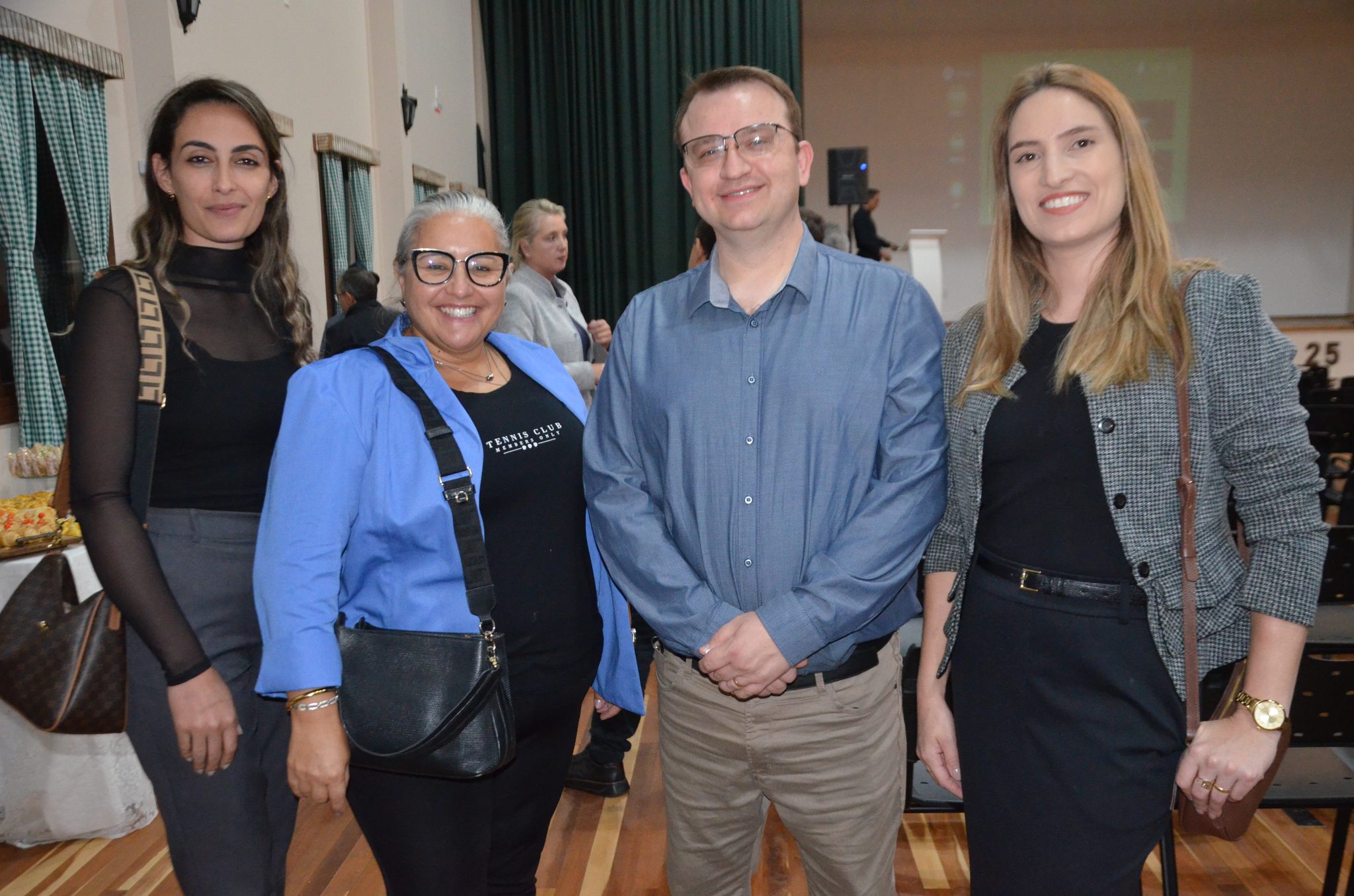 FW - Palestra da AEFW "Caminhos para o Desenvolvimento"