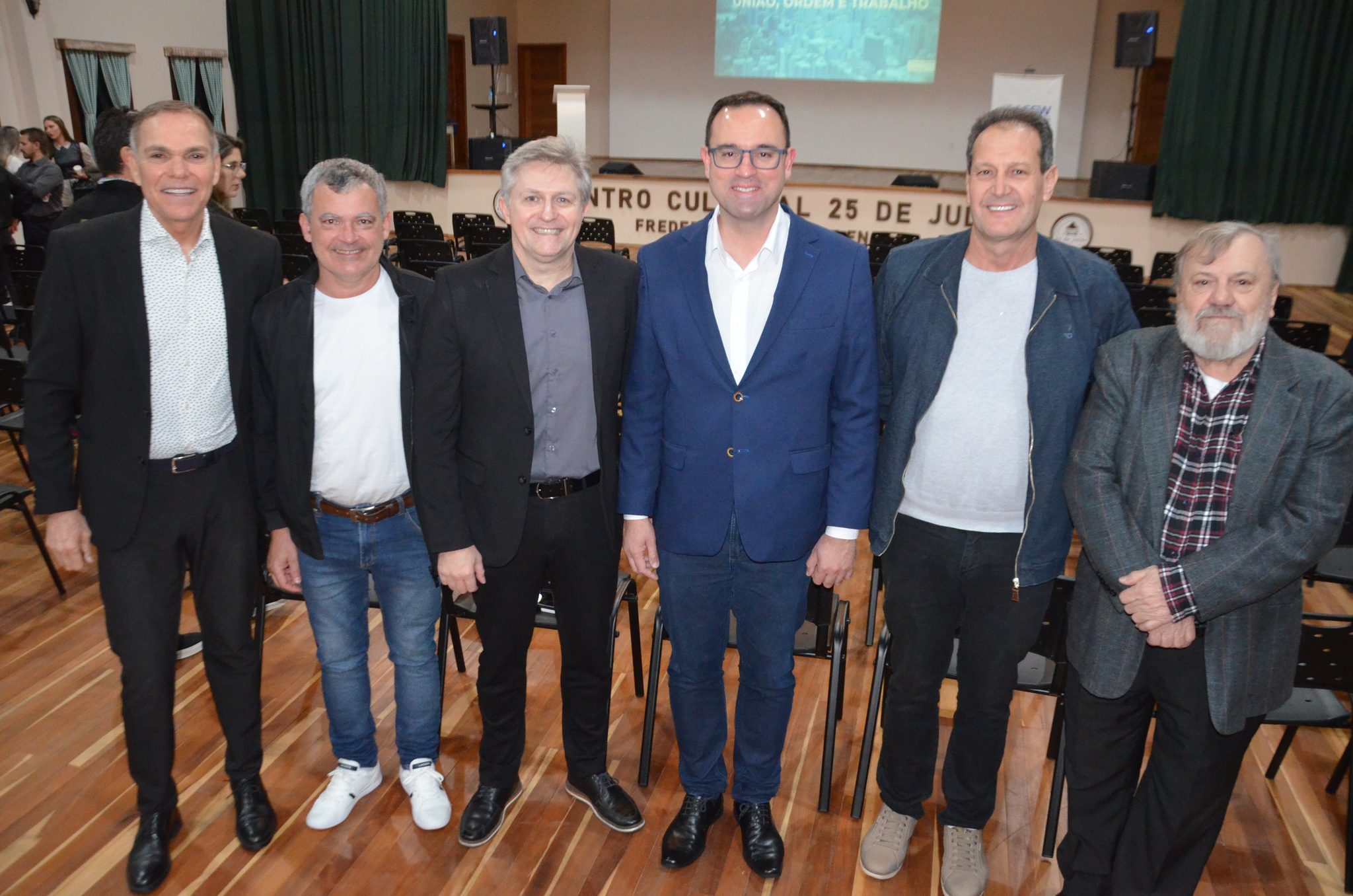 FW - Palestra da AEFW "Caminhos para o Desenvolvimento"