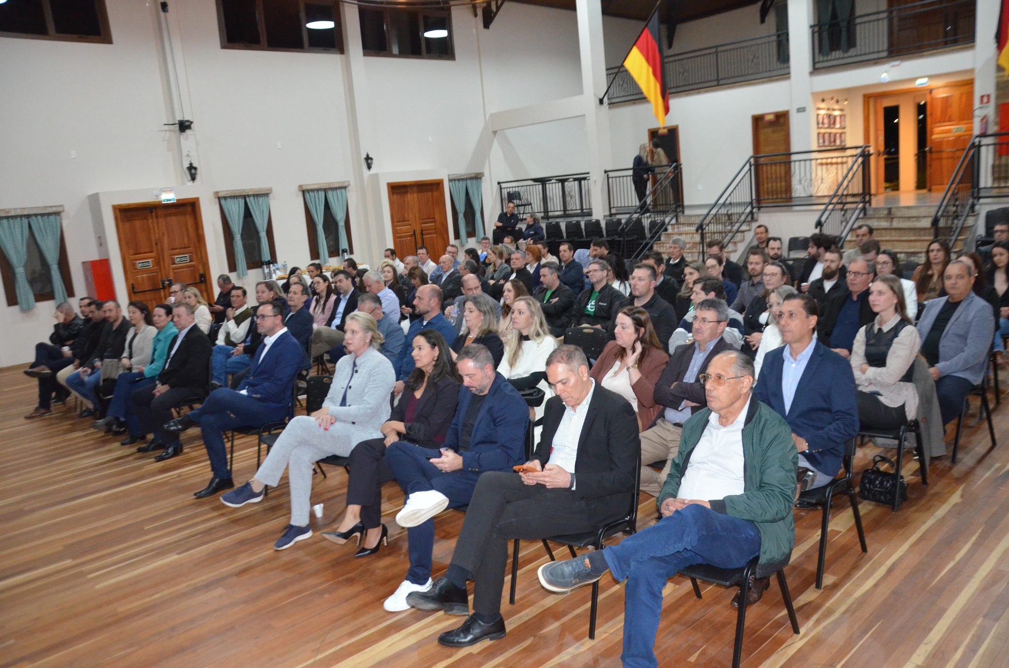 FW - Palestra da AEFW "Caminhos para o Desenvolvimento"