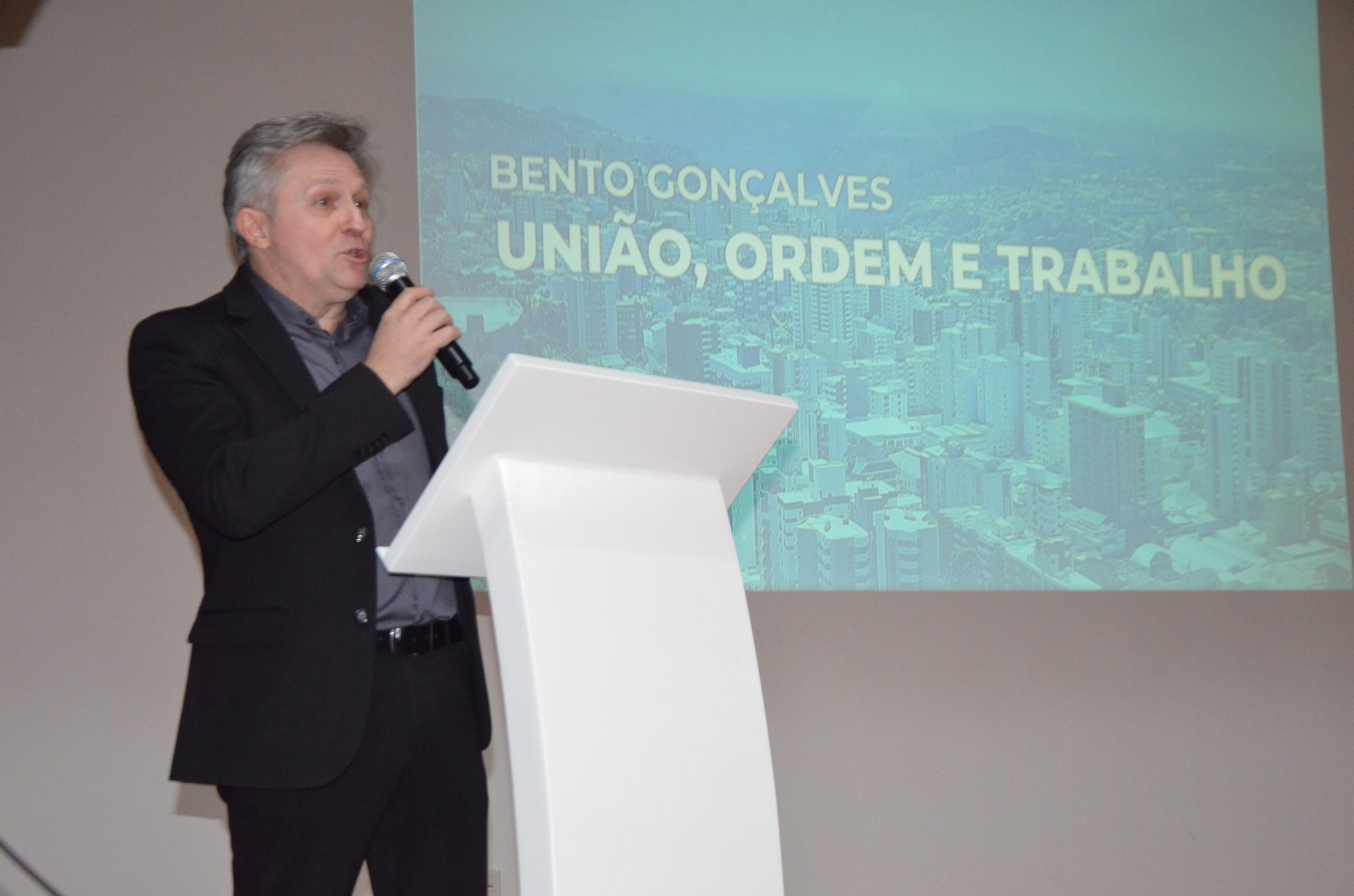 FW - Palestra da AEFW "Caminhos para o Desenvolvimento"