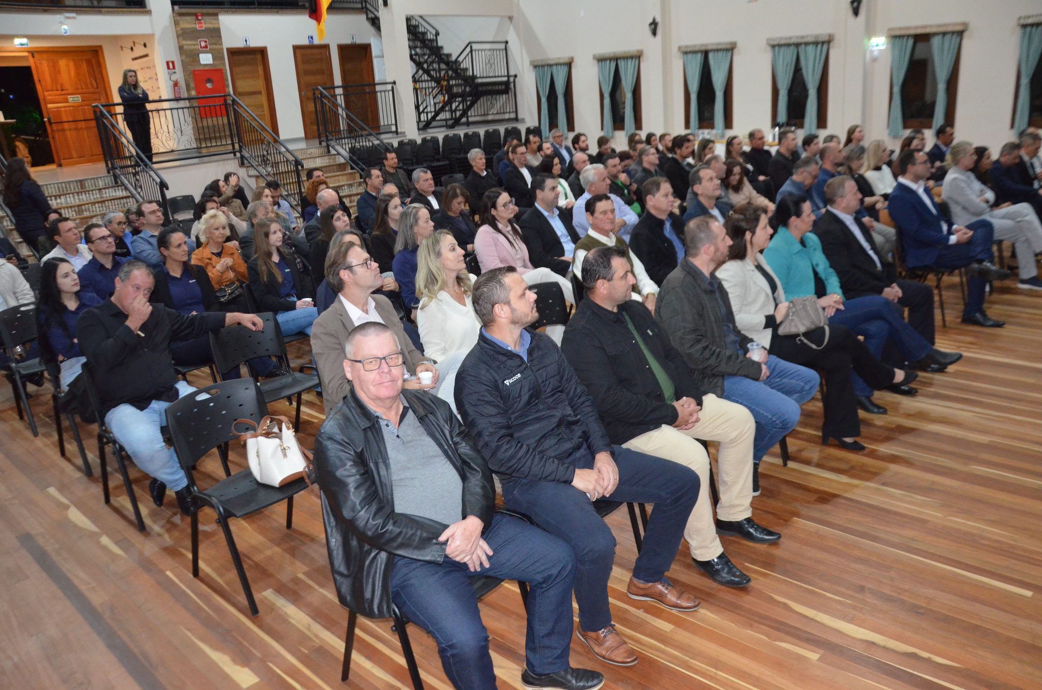 FW - Palestra da AEFW "Caminhos para o Desenvolvimento"