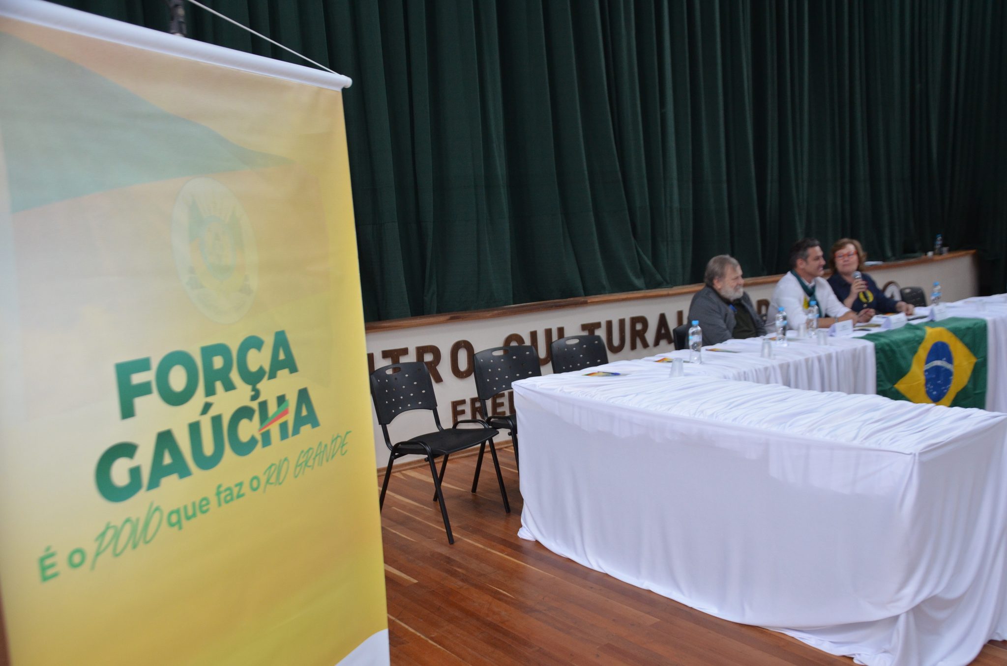 Zucco e Silvana em Frederico Westphalen