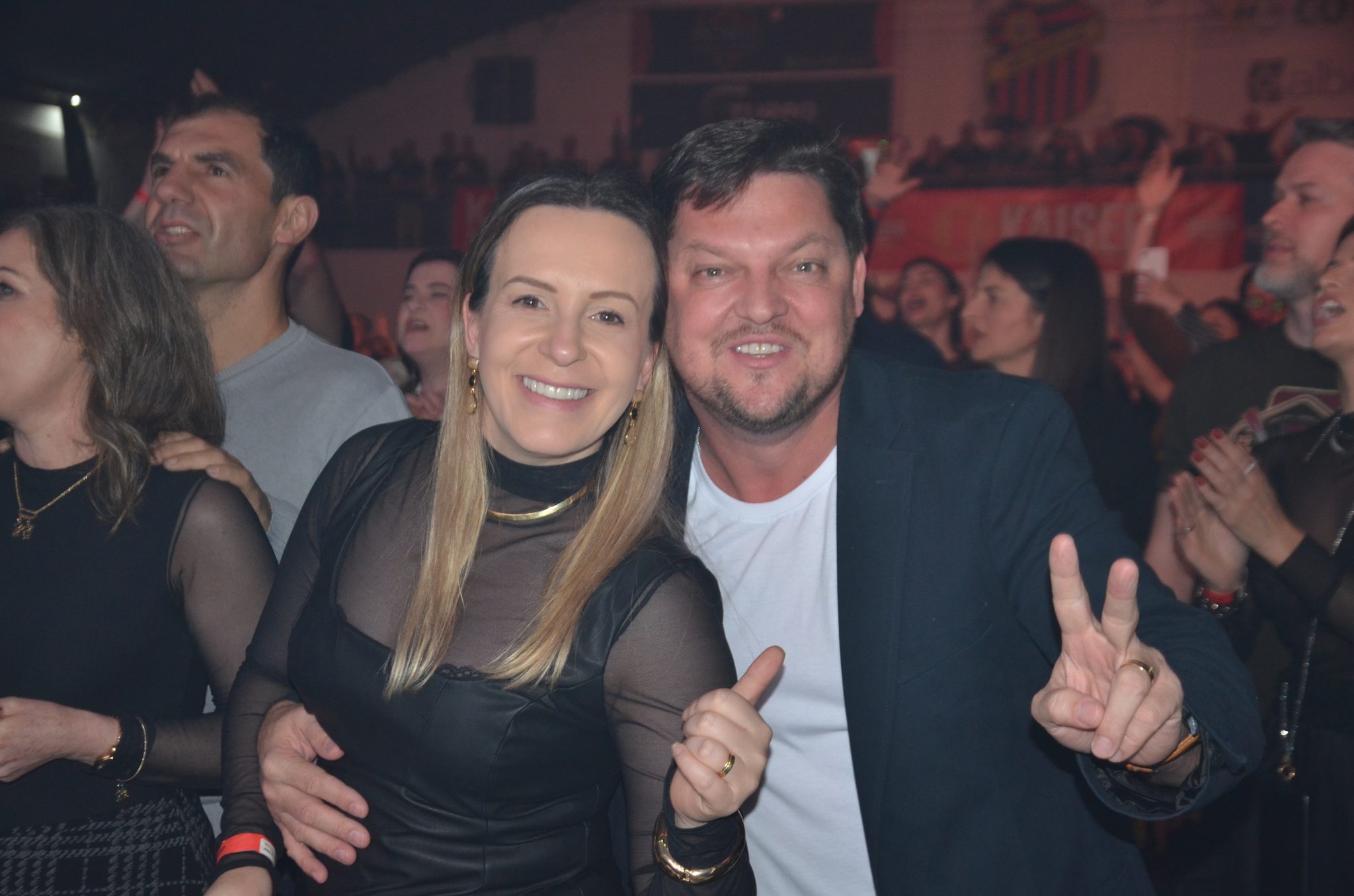 FW- Show Anjos do Hanngar e Reação em Cadeia