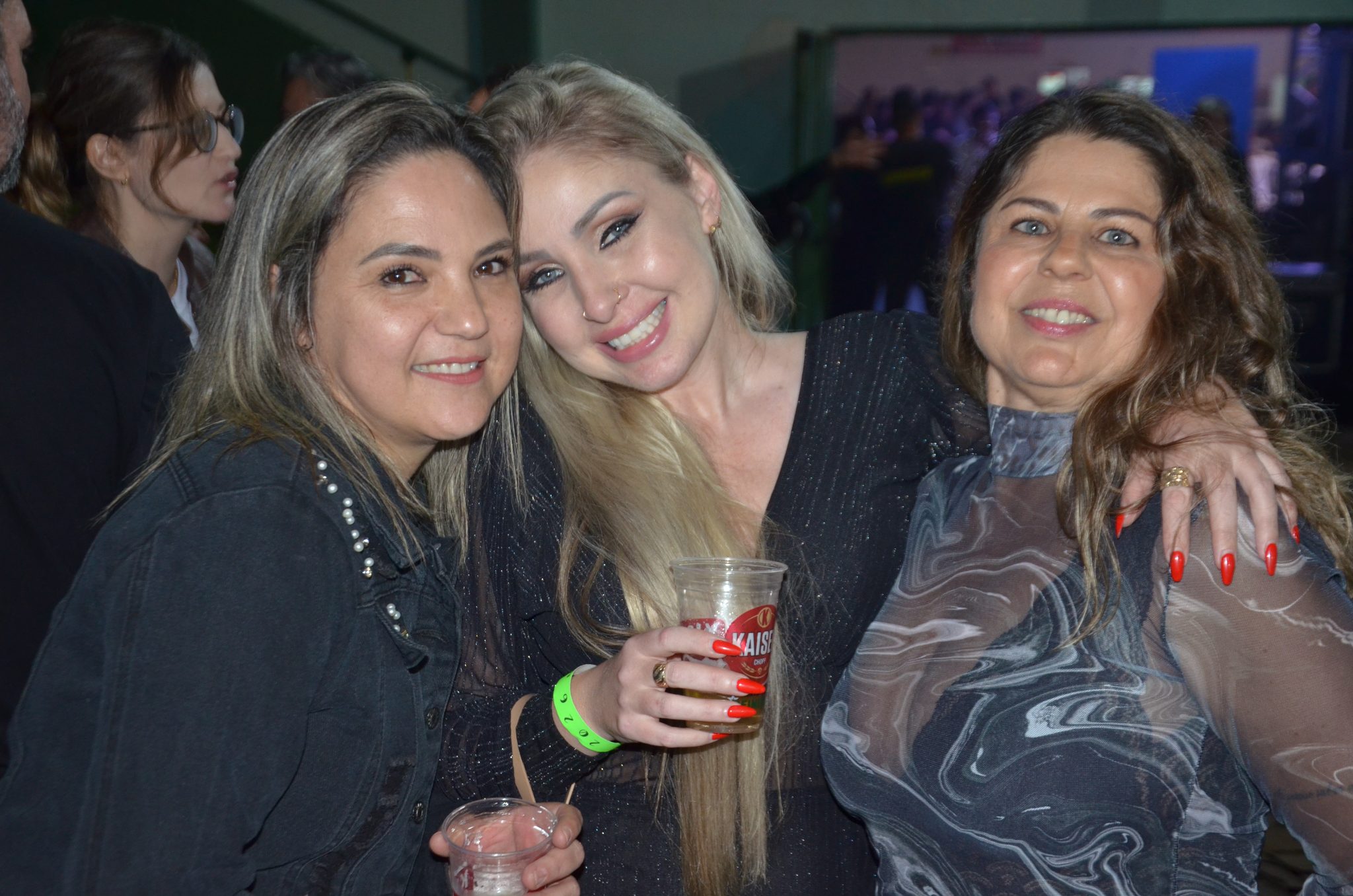 FW- Show Anjos do Hanngar e Reação em Cadeia