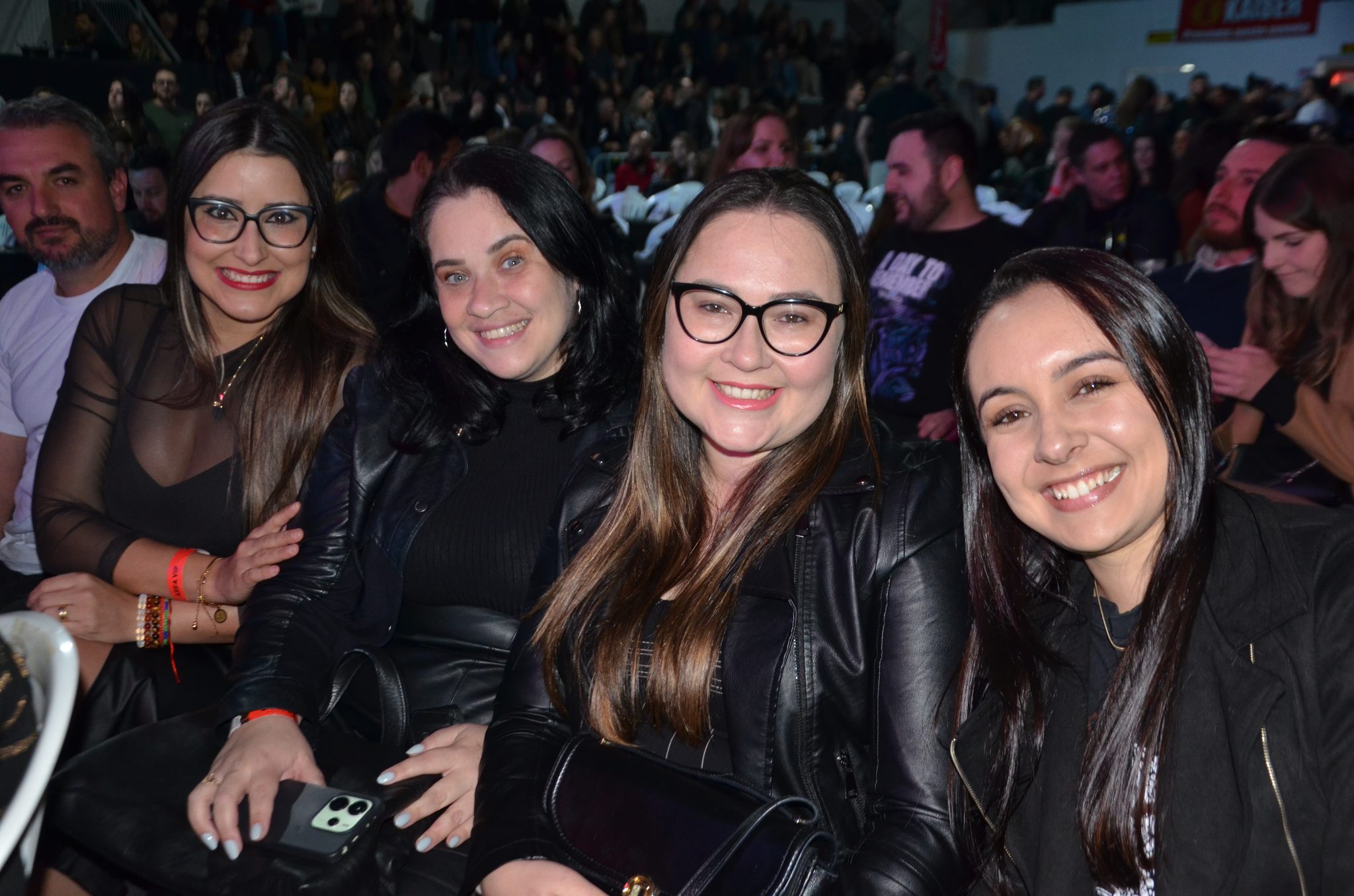 FW- Show Anjos do Hanngar e Reação em Cadeia