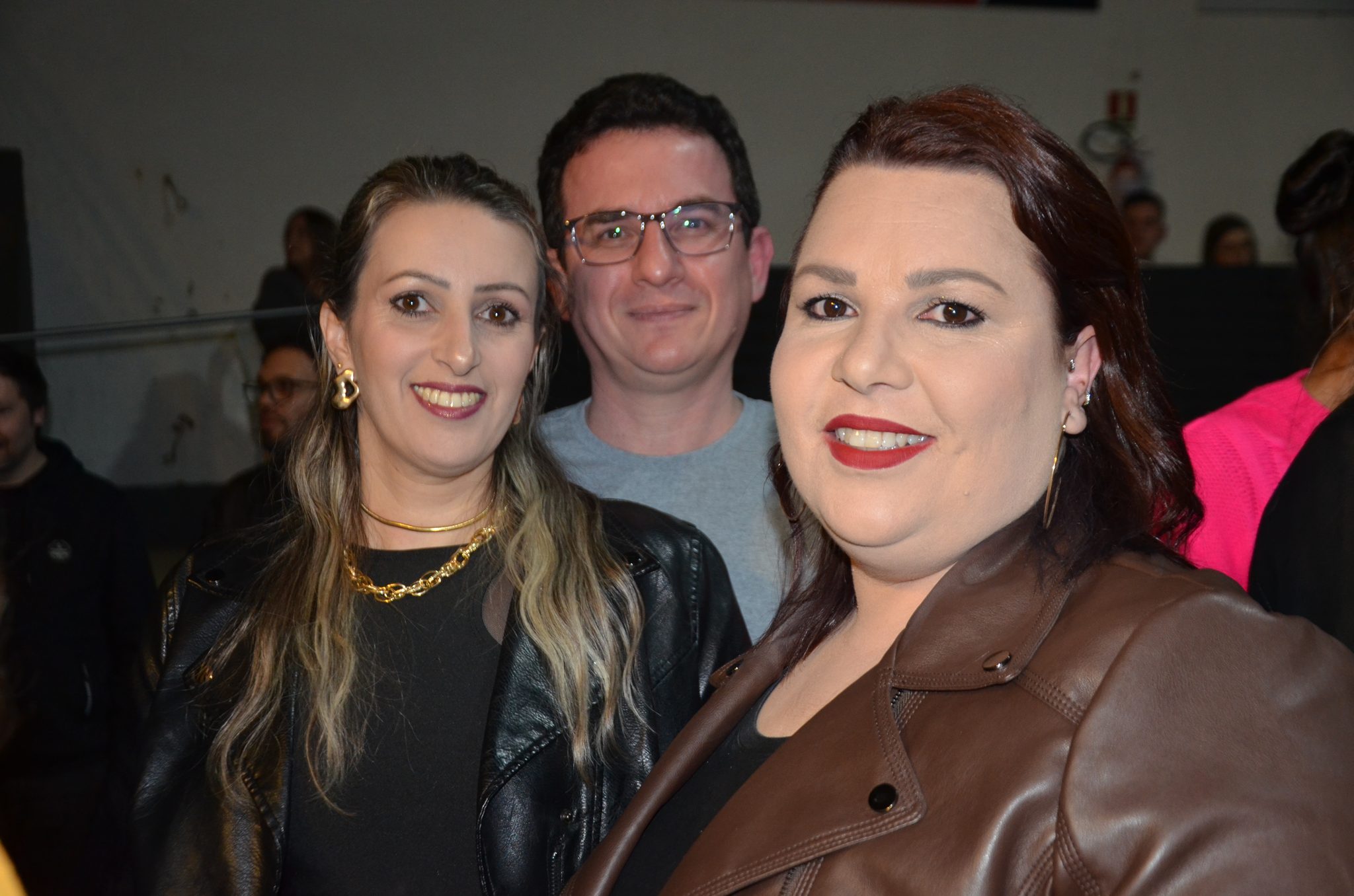 FW- Show Anjos do Hanngar e Reação em Cadeia
