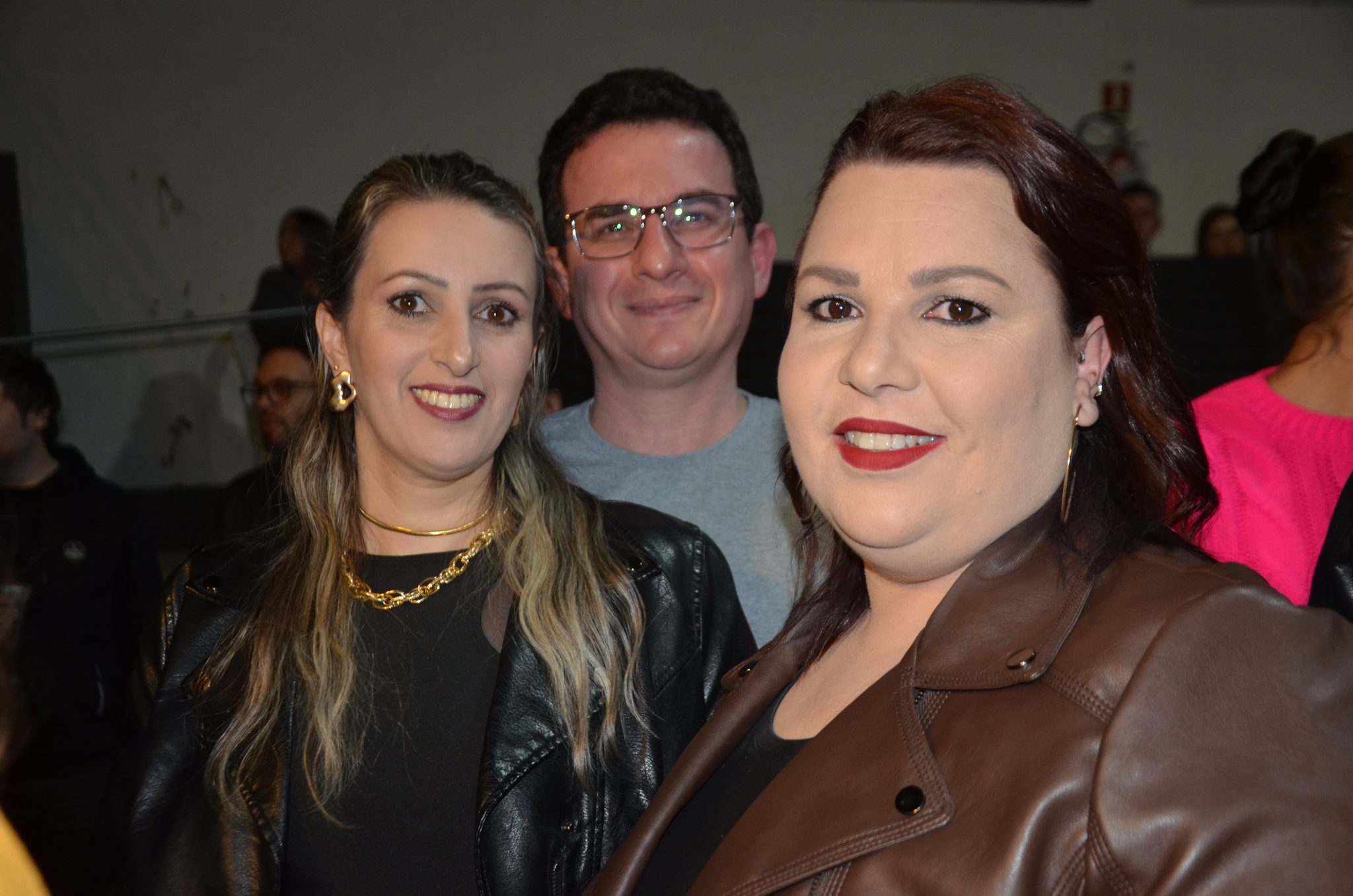 FW- Show Anjos do Hanngar e Reação em Cadeia