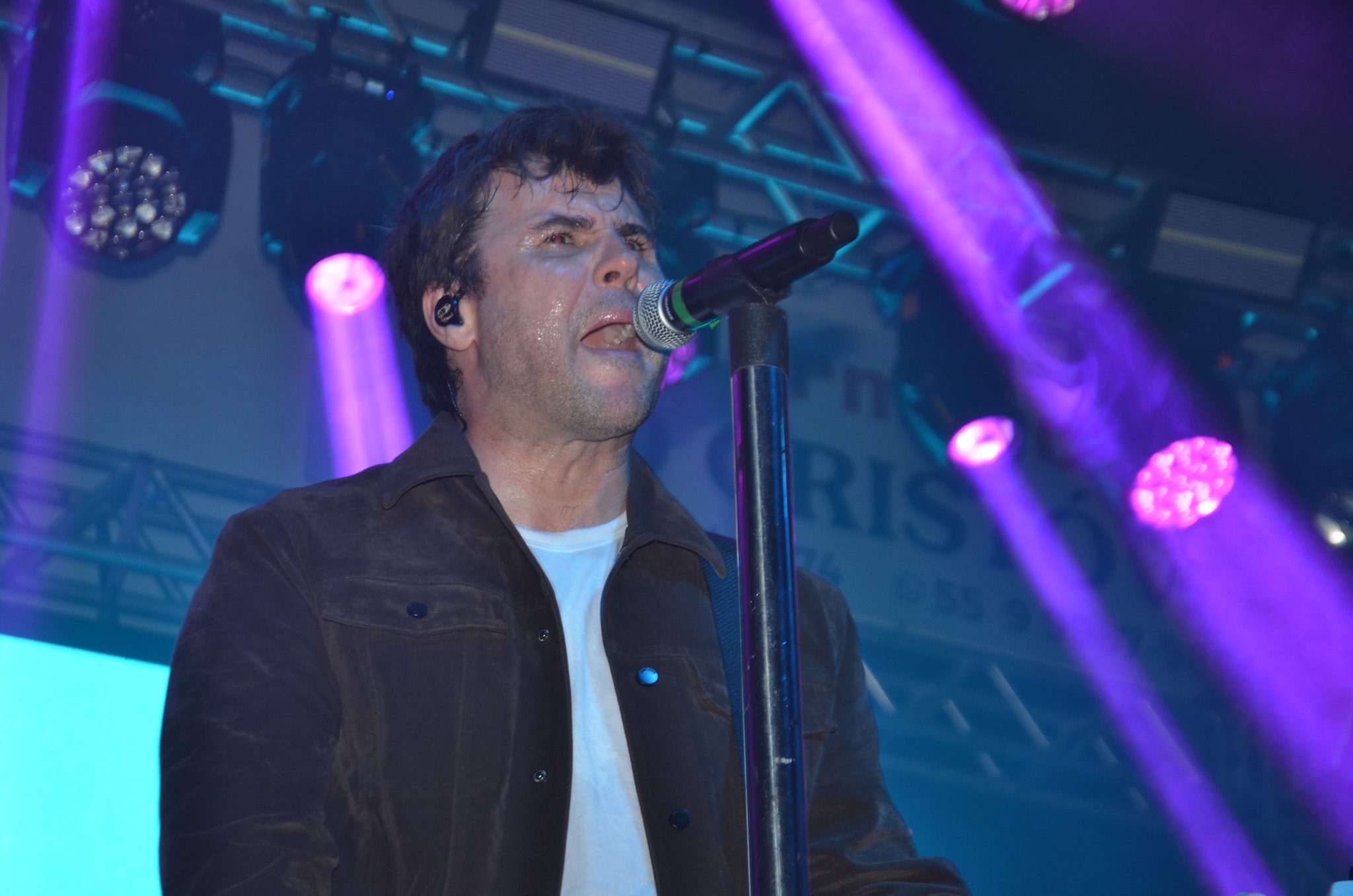 FW- Show Anjos do Hanngar e Reação em Cadeia